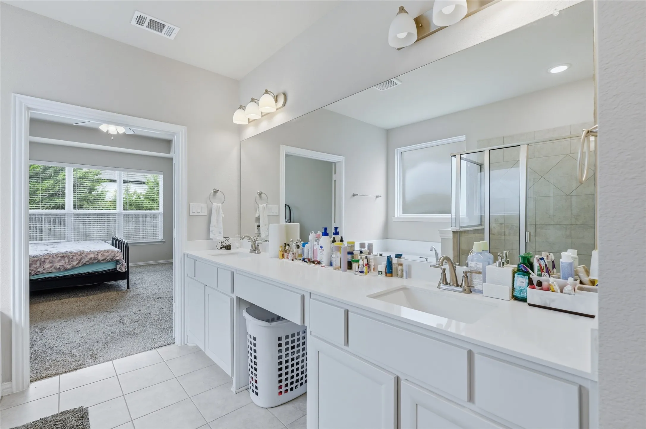 Single Family Residence For Sale in Collin County , 3301 Greymoore Drive, Anna, Texas 75409, 4 Bedrooms, 3 Bathrooms, 2 Garage spaces, 2,724 Sqft, built in 2022, Price $375,000, mls#21294209, Real Estate Agent in Anna, Homes For Sale in Collin county, Homes For Sale in Anna, Realtor in Anna Texas, Real Estate Brokerage Independent Realty Texas, Luminita Cordes Realtor