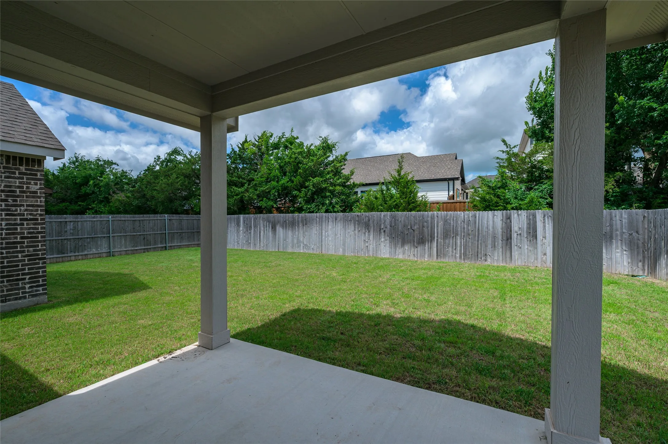 Single Family Residence For Sale in Collin County , 3301 Greymoore Drive, Anna, Texas 75409, 4 Bedrooms, 3 Bathrooms, 2 Garage spaces, 2,724 Sqft, built in 2022, Price $375,000, mls#21294209, Real Estate Agent in Anna, Homes For Sale in Collin county, Homes For Sale in Anna, Realtor in Anna Texas, Real Estate Brokerage Independent Realty Texas, Luminita Cordes Realtor