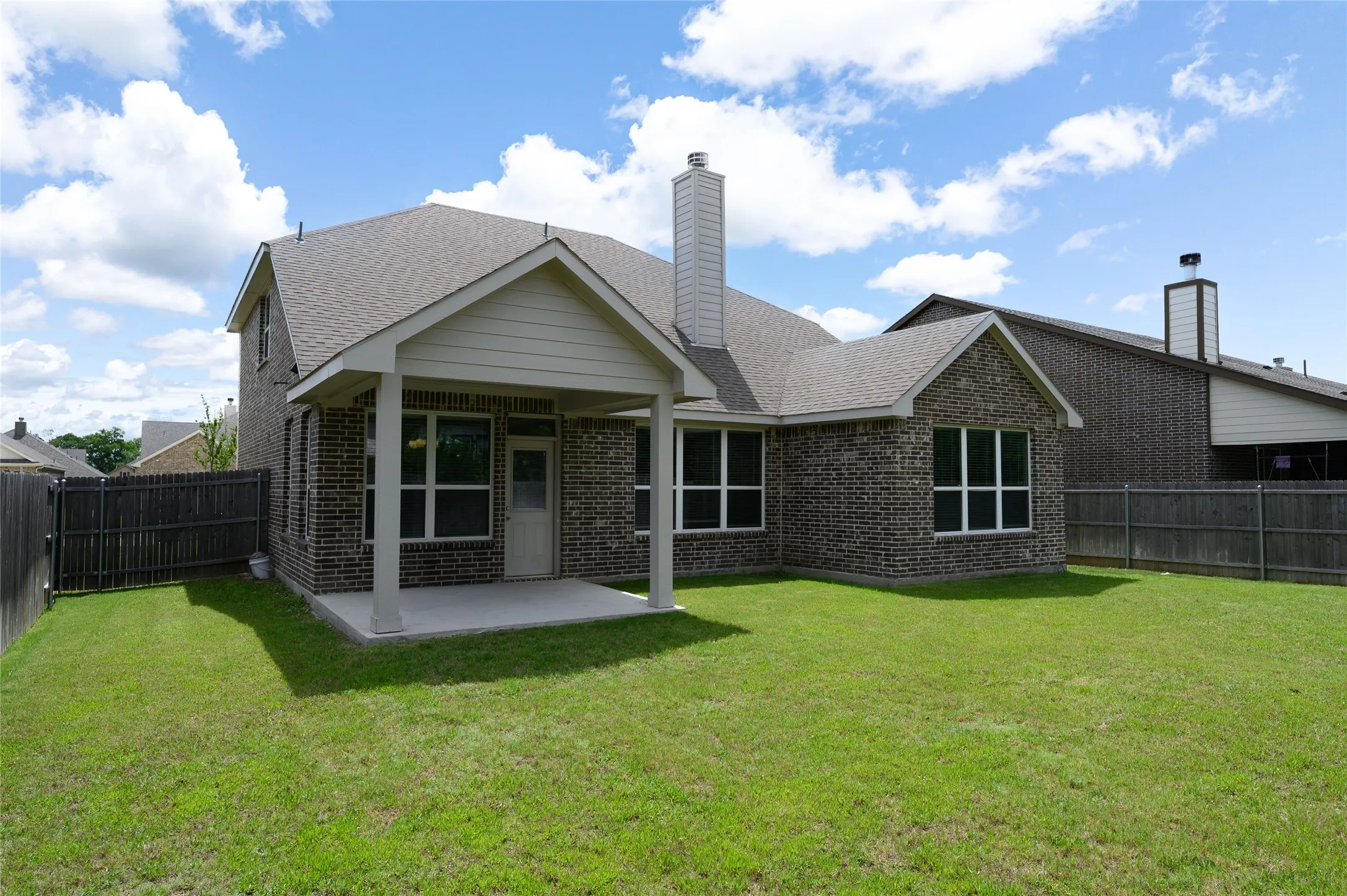 Single Family Residence For Sale in Collin County , 3301 Greymoore Drive, Anna, Texas 75409, 4 Bedrooms, 3 Bathrooms, 2 Garage spaces, 2,724 Sqft, built in 2022, Price $375,000, mls#21294209, Real Estate Agent in Anna, Homes For Sale in Collin county, Homes For Sale in Anna, Realtor in Anna Texas, Real Estate Brokerage Independent Realty Texas, Luminita Cordes Realtor