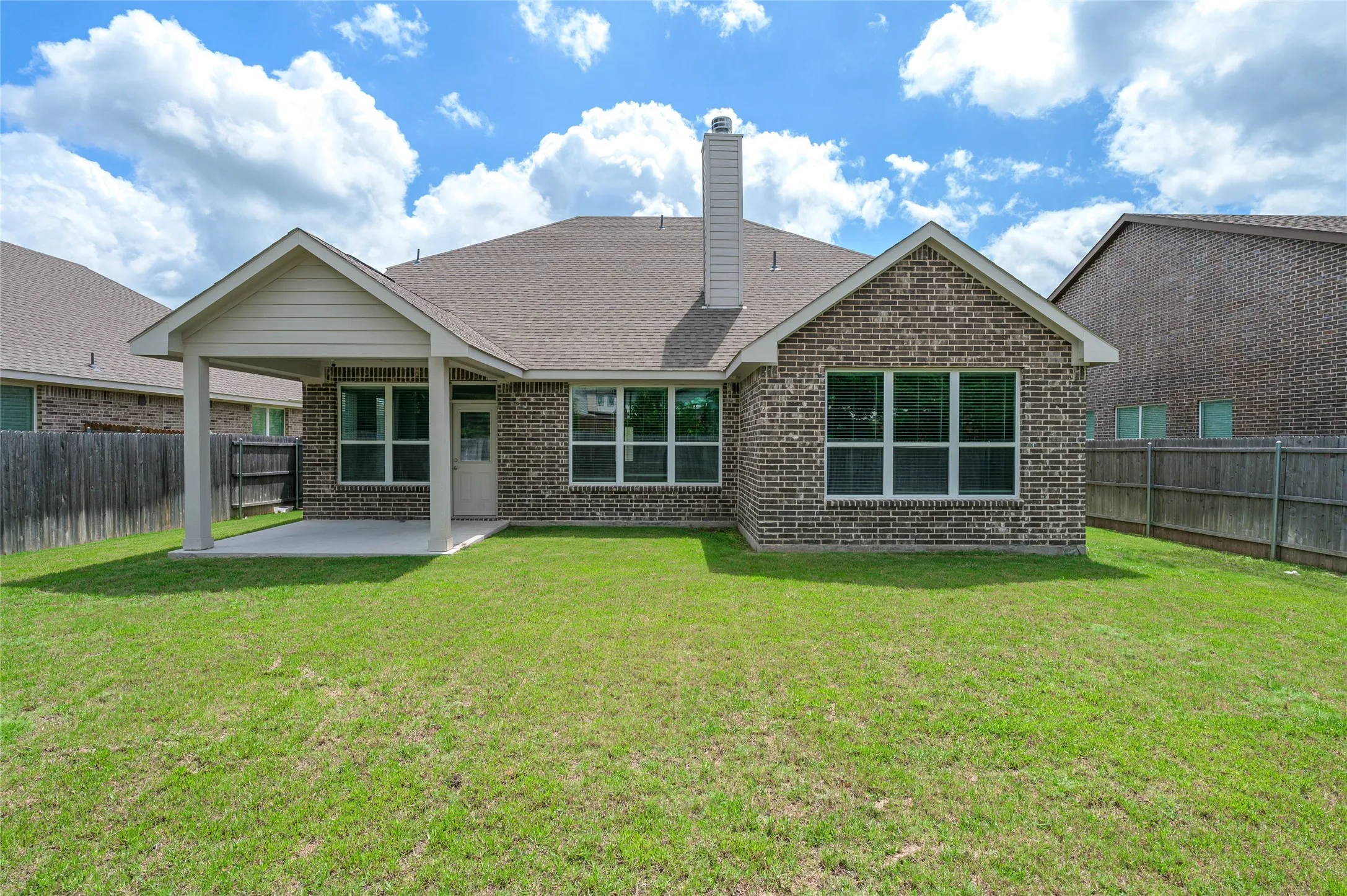 Single Family Residence For Sale in Collin County , 3301 Greymoore Drive, Anna, Texas 75409, 4 Bedrooms, 3 Bathrooms, 2 Garage spaces, 2,724 Sqft, built in 2022, Price $375,000, mls#21294209, Real Estate Agent in Anna, Homes For Sale in Collin county, Homes For Sale in Anna, Realtor in Anna Texas, Real Estate Brokerage Independent Realty Texas, Luminita Cordes Realtor