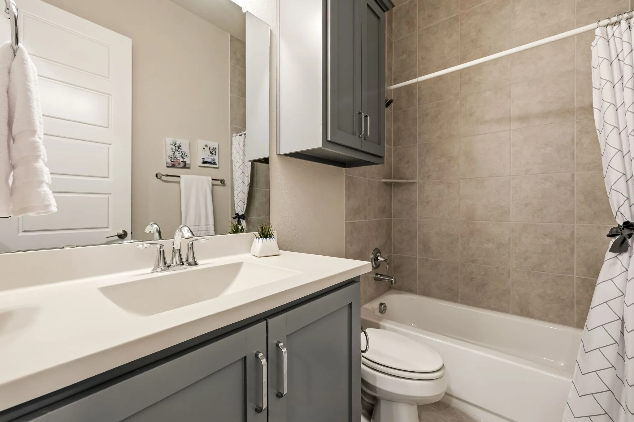 Single Family Residence For Sale in Collin County , 2632 Preakness Place, Celina, Texas 75009, 4 Bedroom, 3 Bathroom, 2 Garage spaces, 2,359 Sqft, built in 2019, mls#21313079, Real Estate Agent in Celina, Homes For Sale in Collin county, Homes For Sale in Celina, Realtor in Celina Texas, Real Estate Brokerage Independent Realty Texas, Luminita Cordes Realtor