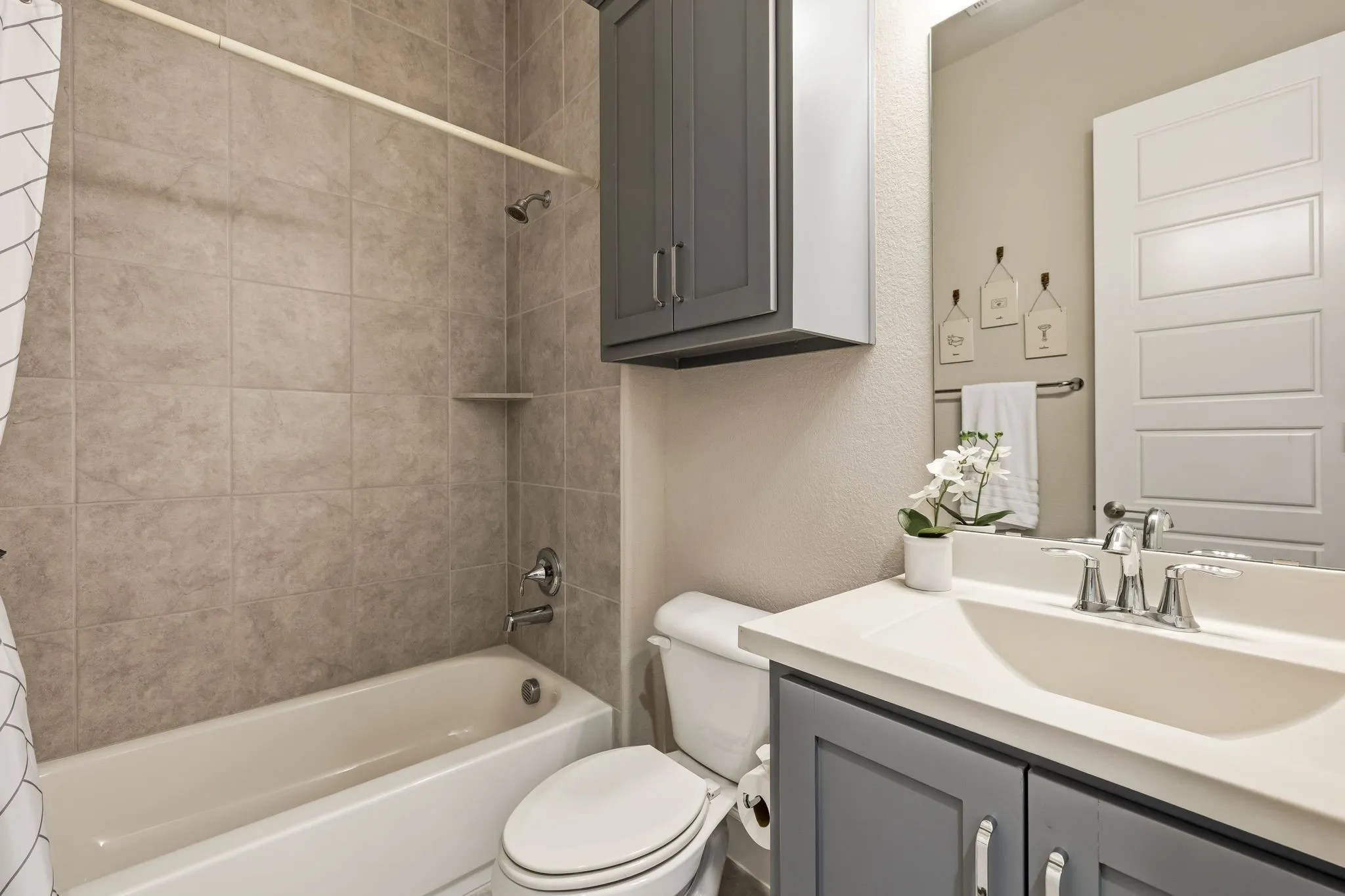 Single Family Residence For Sale in Collin County , 2632 Preakness Place, Celina, Texas 75009, 4 Bedroom, 3 Bathroom, 2 Garage spaces, 2,359 Sqft, built in 2019, mls#21313079, Real Estate Agent in Celina, Homes For Sale in Collin county, Homes For Sale in Celina, Realtor in Celina Texas, Real Estate Brokerage Independent Realty Texas, Luminita Cordes Realtor