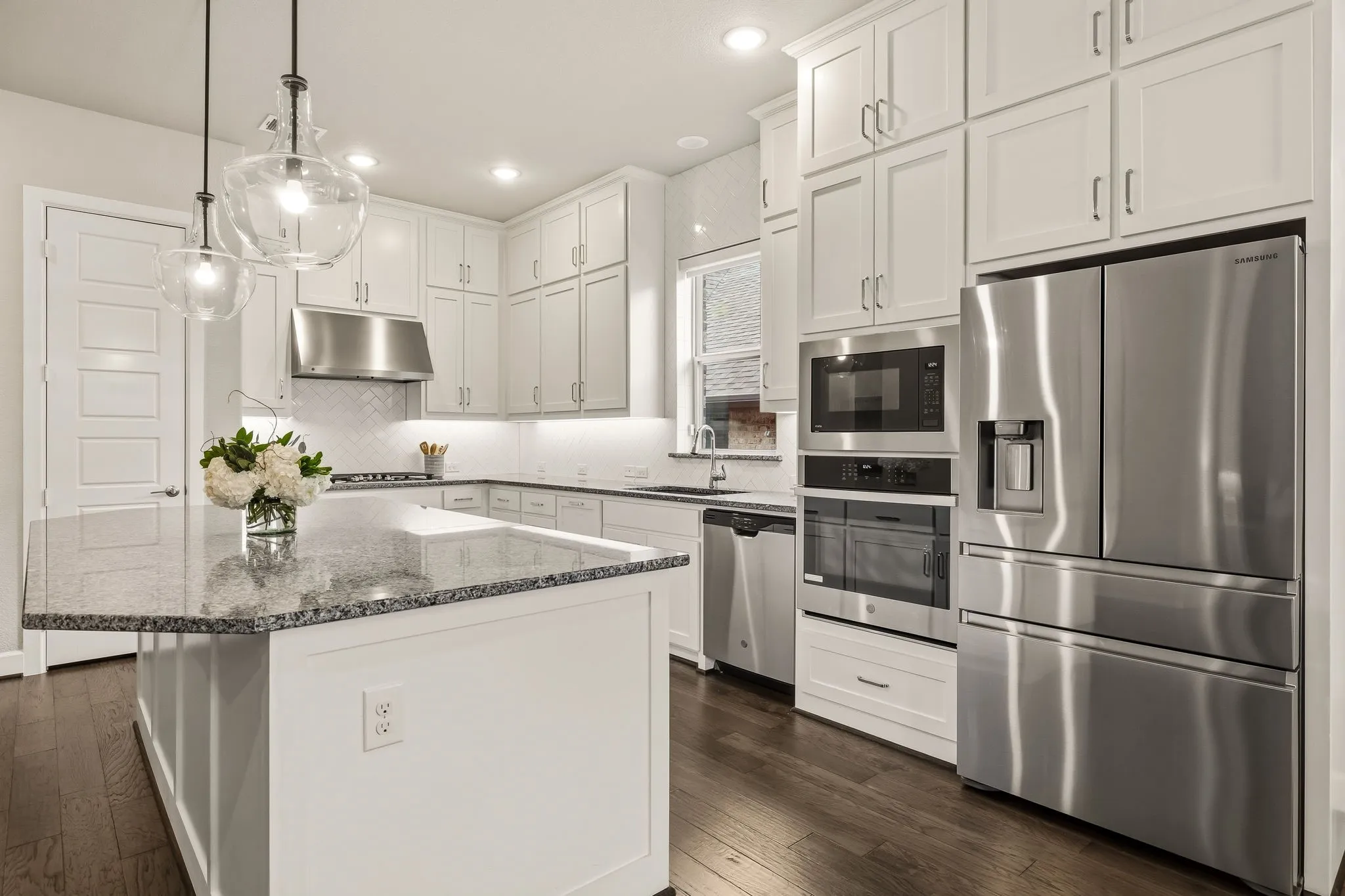Single Family Residence For Sale in Collin County , 2632 Preakness Place, Celina, Texas 75009, 4 Bedroom, 3 Bathroom, 2 Garage spaces, 2,359 Sqft, built in 2019, mls#21313079, Real Estate Agent in Celina, Homes For Sale in Collin county, Homes For Sale in Celina, Realtor in Celina Texas, Real Estate Brokerage Independent Realty Texas, Luminita Cordes Realtor