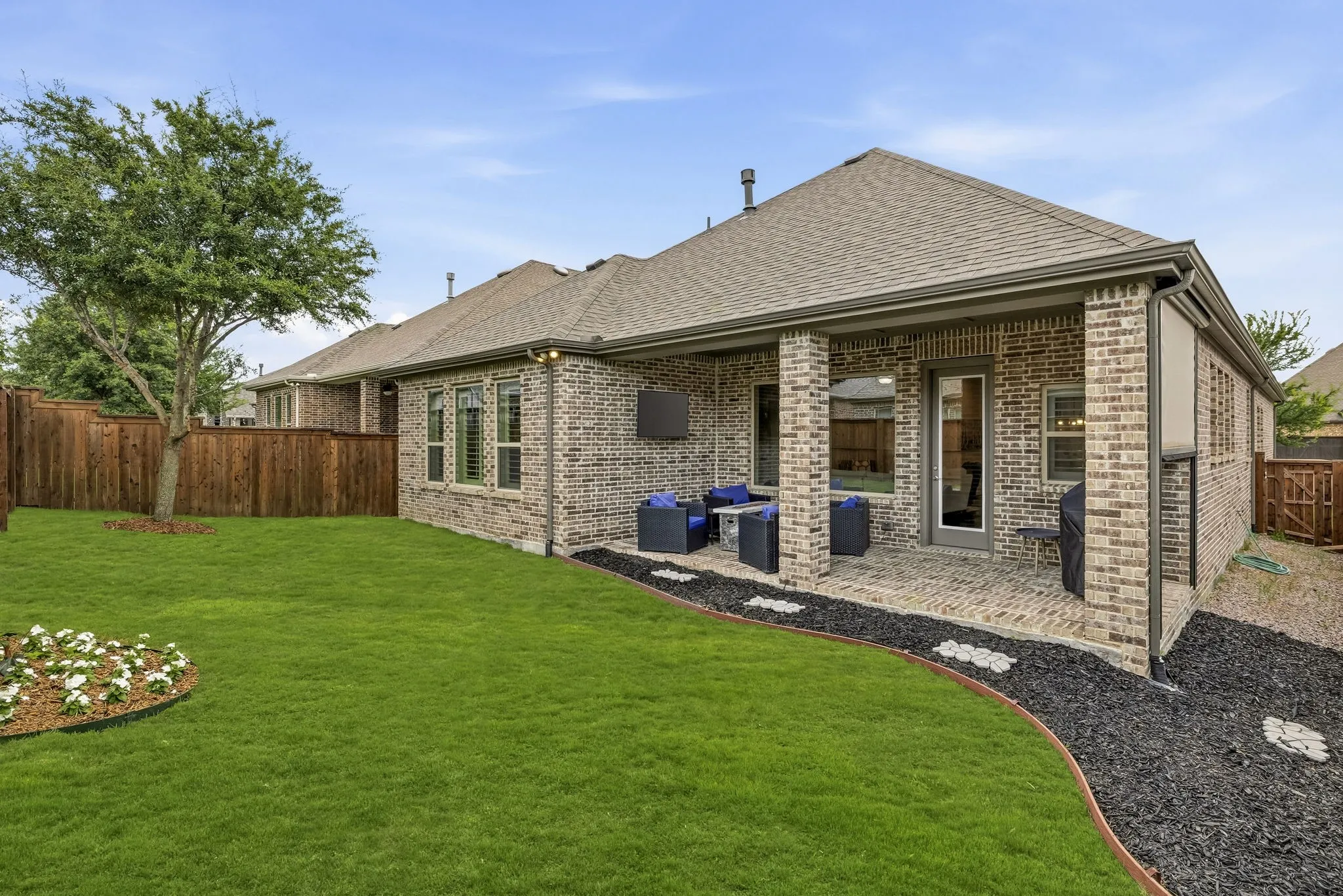 Single Family Residence For Sale in Collin County , 2632 Preakness Place, Celina, Texas 75009, 4 Bedroom, 3 Bathroom, 2 Garage spaces, 2,359 Sqft, built in 2019, mls#21313079, Real Estate Agent in Celina, Homes For Sale in Collin county, Homes For Sale in Celina, Realtor in Celina Texas, Real Estate Brokerage Independent Realty Texas, Luminita Cordes Realtor