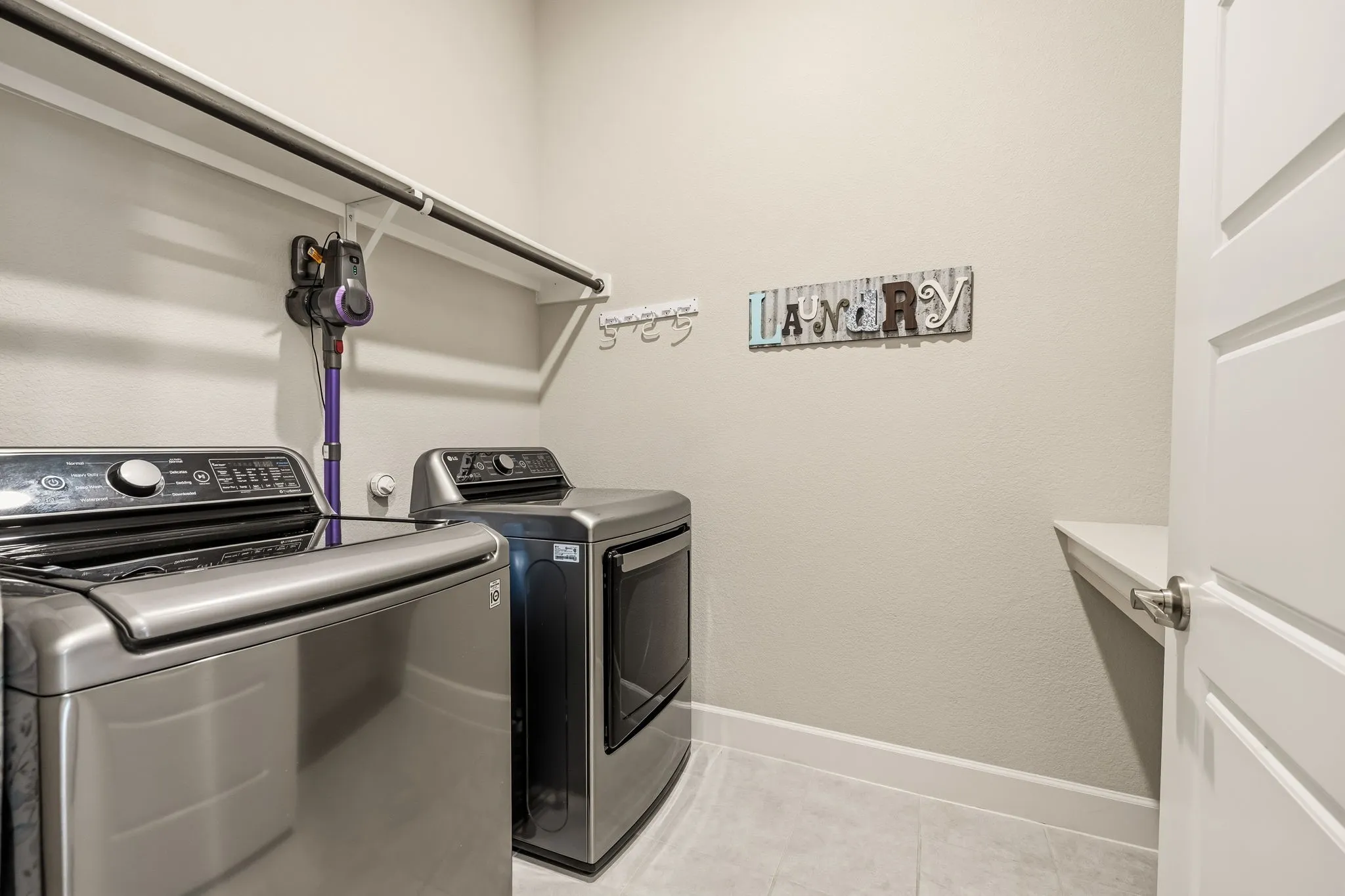 Single Family Residence For Sale in Collin County , 2632 Preakness Place, Celina, Texas 75009, 4 Bedroom, 3 Bathroom, 2 Garage spaces, 2,359 Sqft, built in 2019, mls#21313079, Real Estate Agent in Celina, Homes For Sale in Collin county, Homes For Sale in Celina, Realtor in Celina Texas, Real Estate Brokerage Independent Realty Texas, Luminita Cordes Realtor