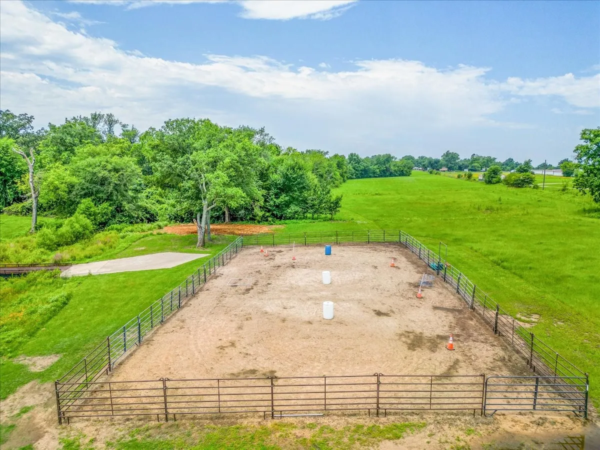 Farm For Sale in Hopkins County , 548 County Road 2301, Sulphur Springs, Texas 75482, 4 Bedroom, 5 Bathroom, 2 Garage spaces, 3,739 Sqft, built in 2012, mls#21311938, Real Estate Agent in Sulphur Springs, Homes For Sale in Hopkins county, Homes For Sale in Sulphur Springs, Realtor in Sulphur Springs Texas, Real Estate Brokerage Independent Realty Texas, Luminita Cordes Realtor
