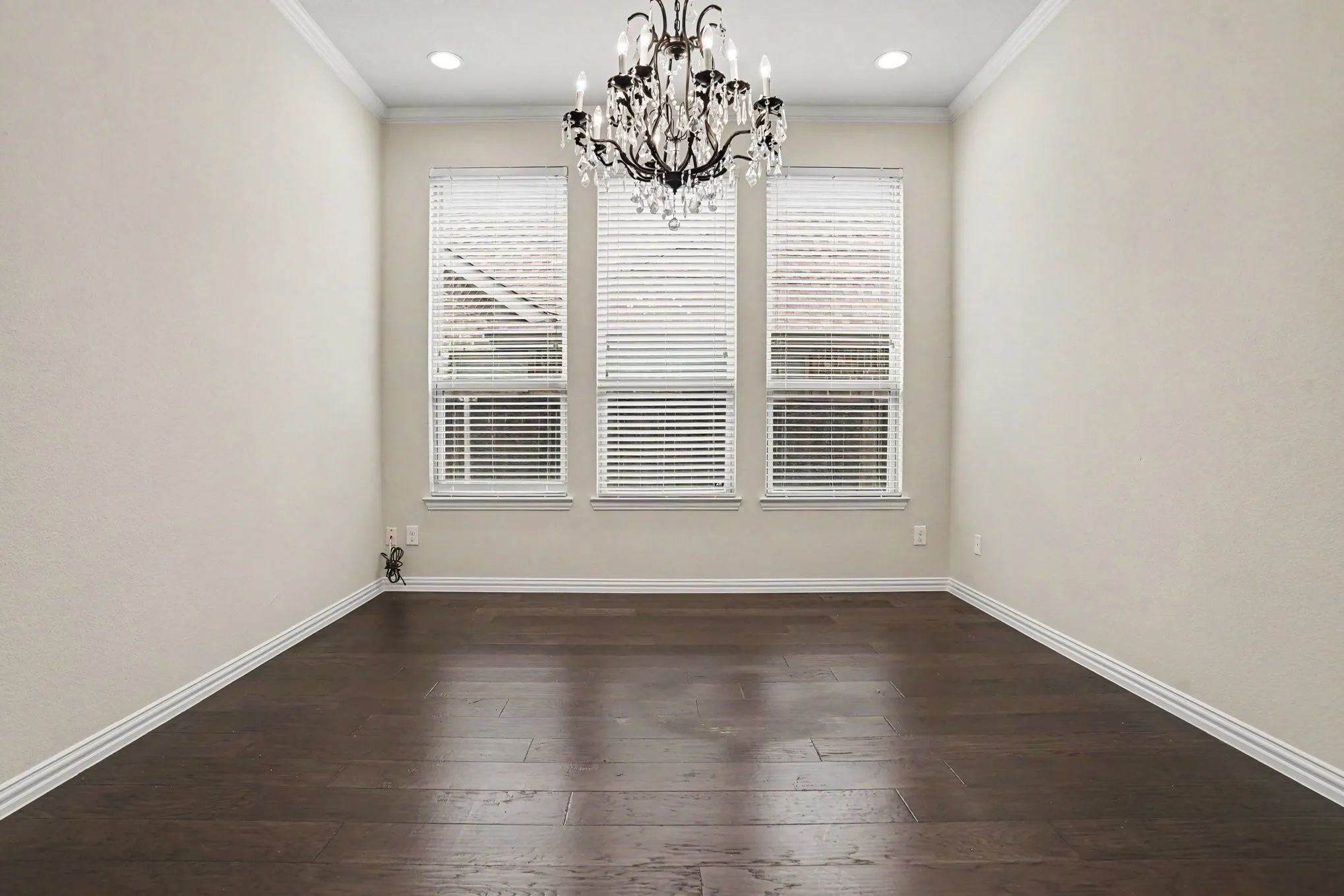 Single Family Residence For Sale in Collin County , 1729 Morning Mist Way, Wylie, Texas 75098, 4 Bedroom, 3 Bathroom, 2 Garage spaces, 2,790 Sqft, built in 2015, mls#21314289, Real Estate Agent in Wylie, Homes For Sale in Collin county, Homes For Sale in Wylie, Realtor in Wylie Texas, Real Estate Brokerage Independent Realty Texas, Luminita Cordes Realtor
