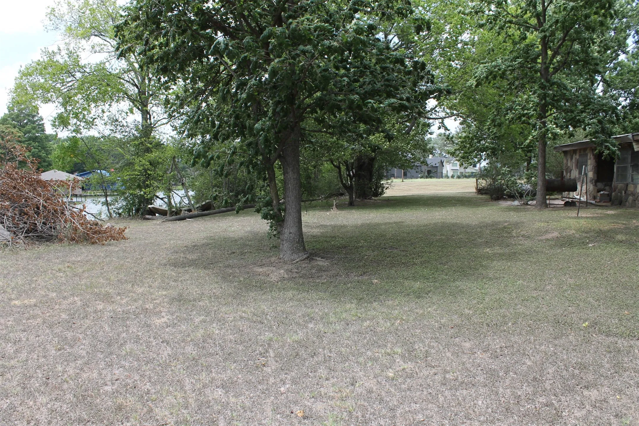 Improved Land For Sale in Henderson County , 312 Lazy Cane Ranch Road, Trinidad, Texas 75163, 0, 0, Garage spaces, 0 Sqft, built in 1968, mls#21314461, Real Estate Agent in Trinidad, Homes For Sale in Henderson county, Homes For Sale in Trinidad, Realtor in Trinidad Texas, Real Estate Brokerage Independent Realty Texas, Luminita Cordes Realtor