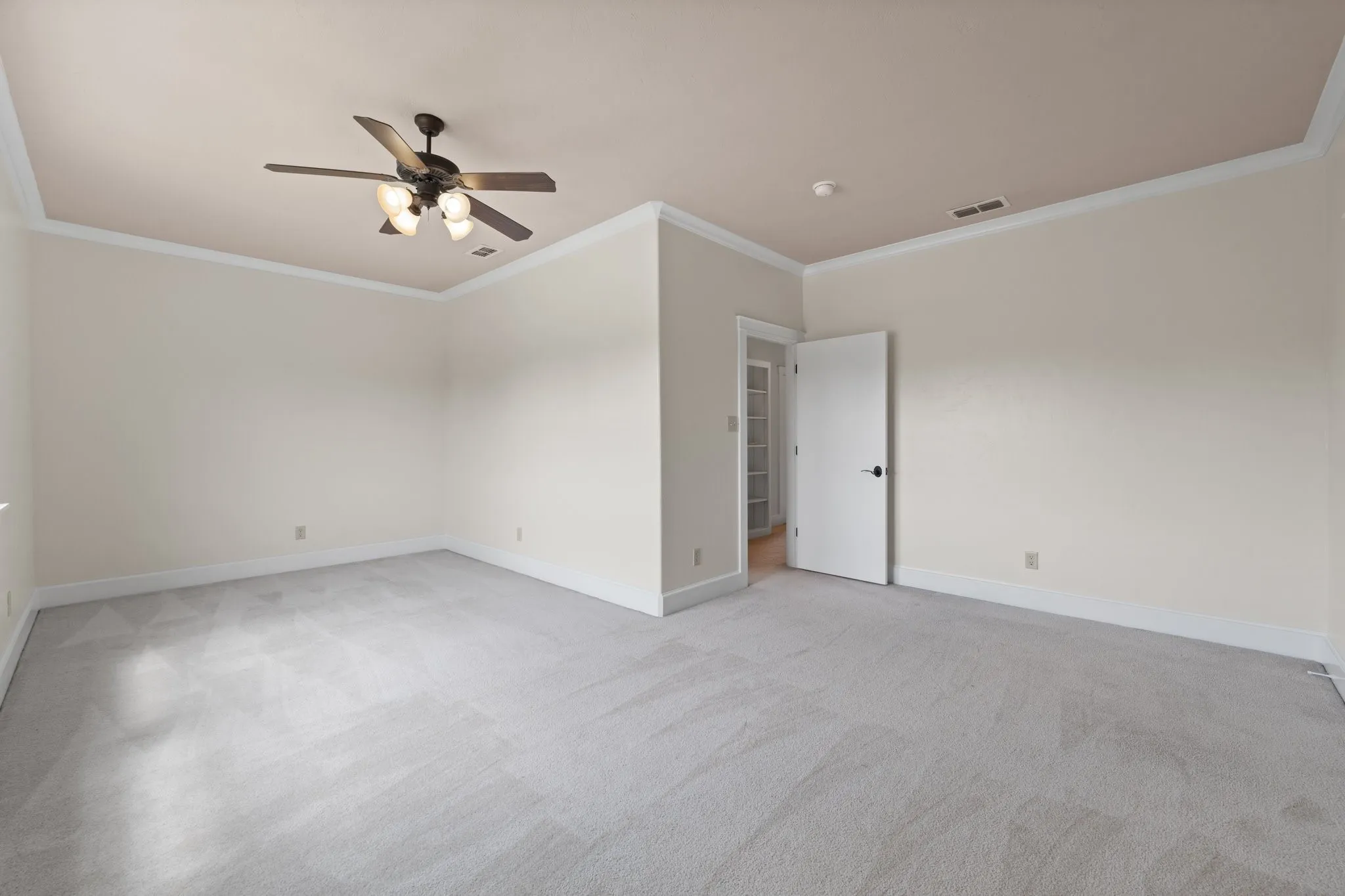 Single Family Residence For Sale in Somervell County , 1127 Mallard Lane, Glen Rose, Texas 76043, 3 Bedroom, 3 Bathroom, Garage spaces, 3,132 Sqft, built in 2005, mls#21314256, Real Estate Agent in Glen Rose, Homes For Sale in Somervell county, Homes For Sale in Glen Rose, Realtor in Glen Rose Texas, Real Estate Brokerage Independent Realty Texas, Luminita Cordes Realtor