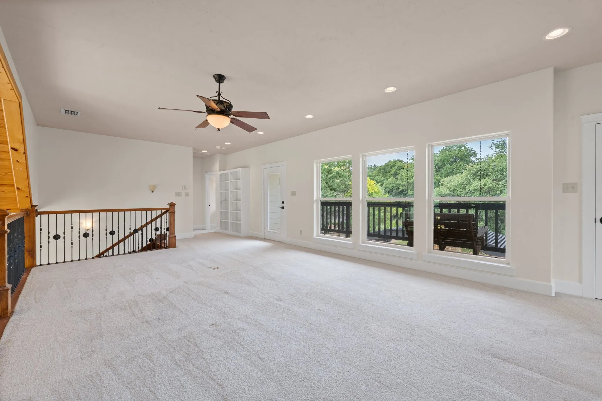 Single Family Residence For Sale in Somervell County , 1127 Mallard Lane, Glen Rose, Texas 76043, 3 Bedroom, 3 Bathroom, Garage spaces, 3,132 Sqft, built in 2005, mls#21314256, Real Estate Agent in Glen Rose, Homes For Sale in Somervell county, Homes For Sale in Glen Rose, Realtor in Glen Rose Texas, Real Estate Brokerage Independent Realty Texas, Luminita Cordes Realtor