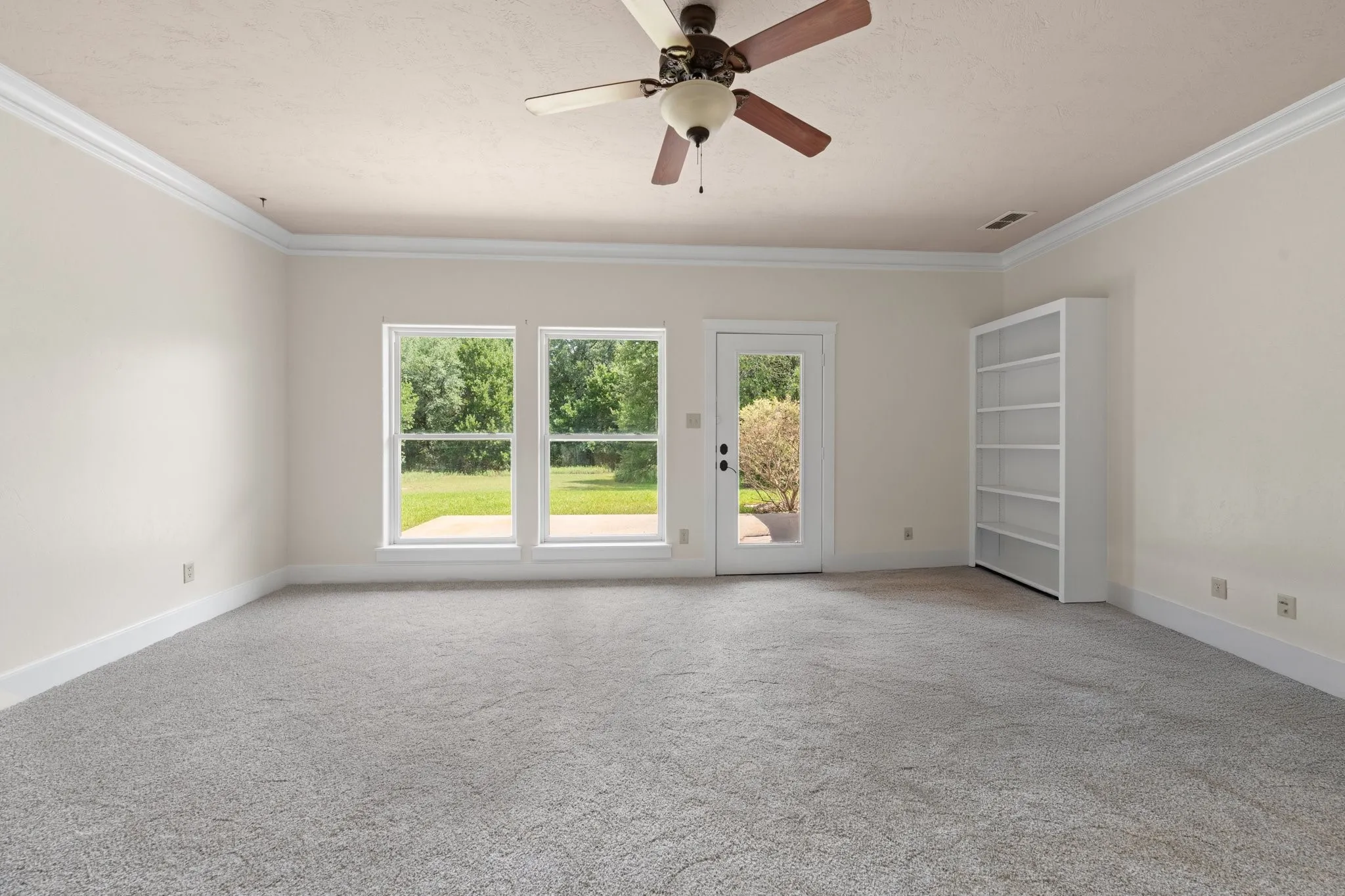 Single Family Residence For Sale in Somervell County , 1127 Mallard Lane, Glen Rose, Texas 76043, 3 Bedroom, 3 Bathroom, Garage spaces, 3,132 Sqft, built in 2005, mls#21314256, Real Estate Agent in Glen Rose, Homes For Sale in Somervell county, Homes For Sale in Glen Rose, Realtor in Glen Rose Texas, Real Estate Brokerage Independent Realty Texas, Luminita Cordes Realtor