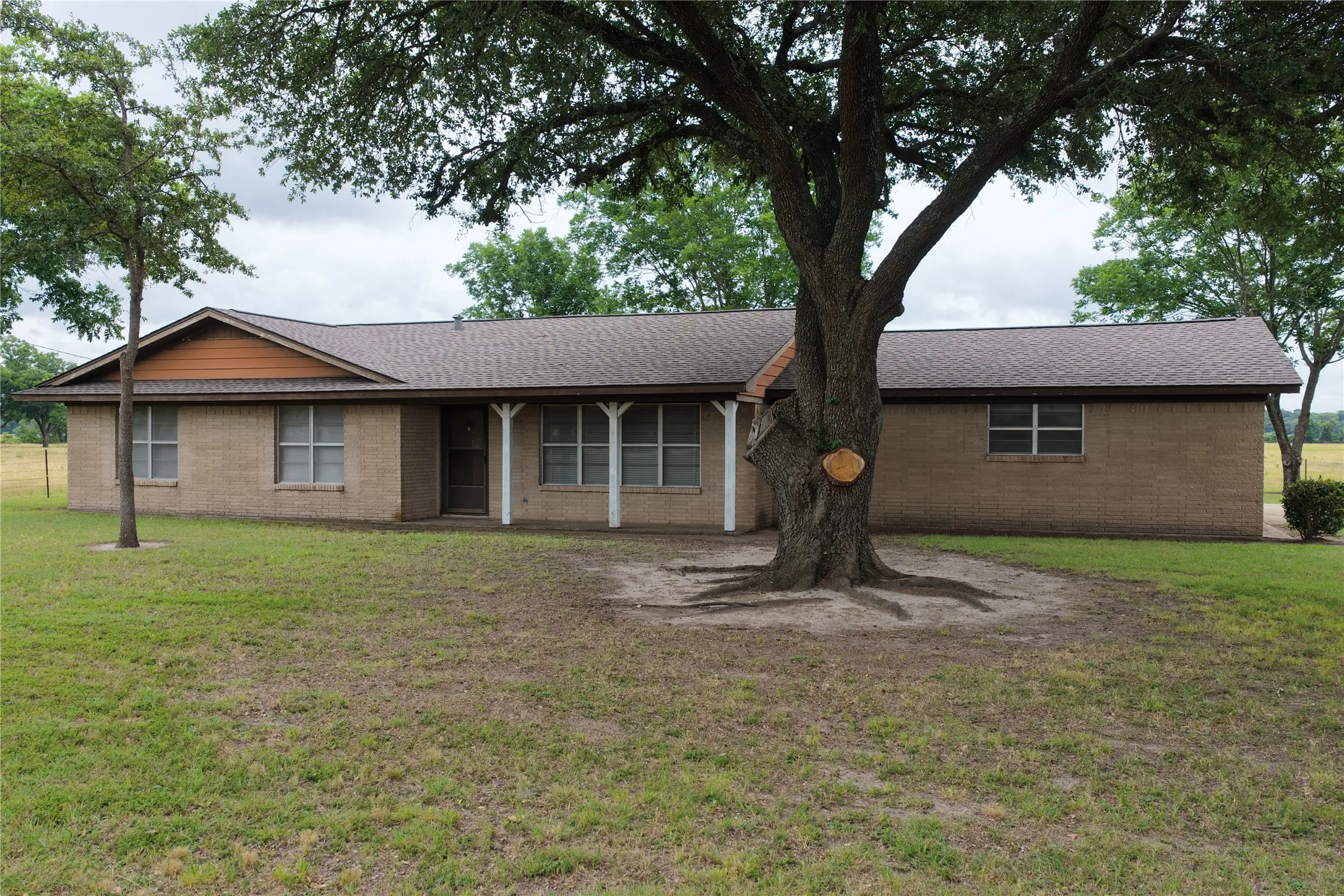 Improved Land For Sale in Ellis County , 371 Liska Road, Ennis, Texas 75119, 0, 0, Garage spaces, 0 Sqft, built in 1966, mls#21314330, Real Estate Agent in Ennis, Homes For Sale in Ellis county, Homes For Sale in Ennis, Realtor in Ennis Texas, Real Estate Brokerage Independent Realty Texas, Luminita Cordes Realtor
