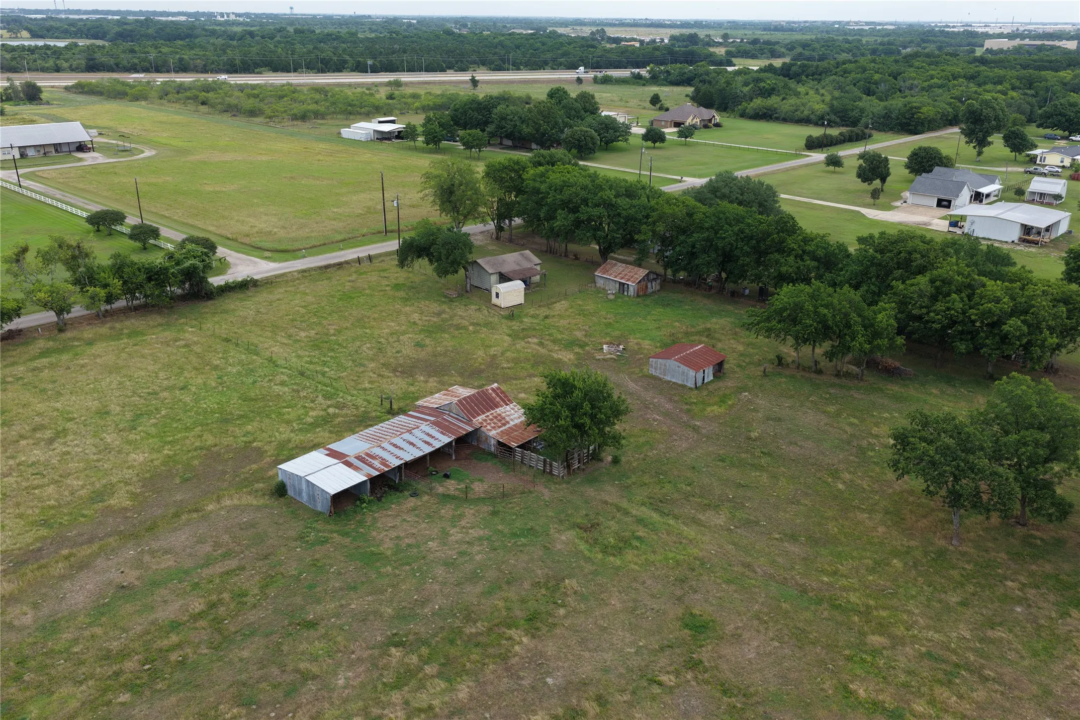 Improved Land For Sale in Ellis County , 371 Liska Road, Ennis, Texas 75119, 0, 0, Garage spaces, 0 Sqft, built in 1966, mls#21314330, Real Estate Agent in Ennis, Homes For Sale in Ellis county, Homes For Sale in Ennis, Realtor in Ennis Texas, Real Estate Brokerage Independent Realty Texas, Luminita Cordes Realtor