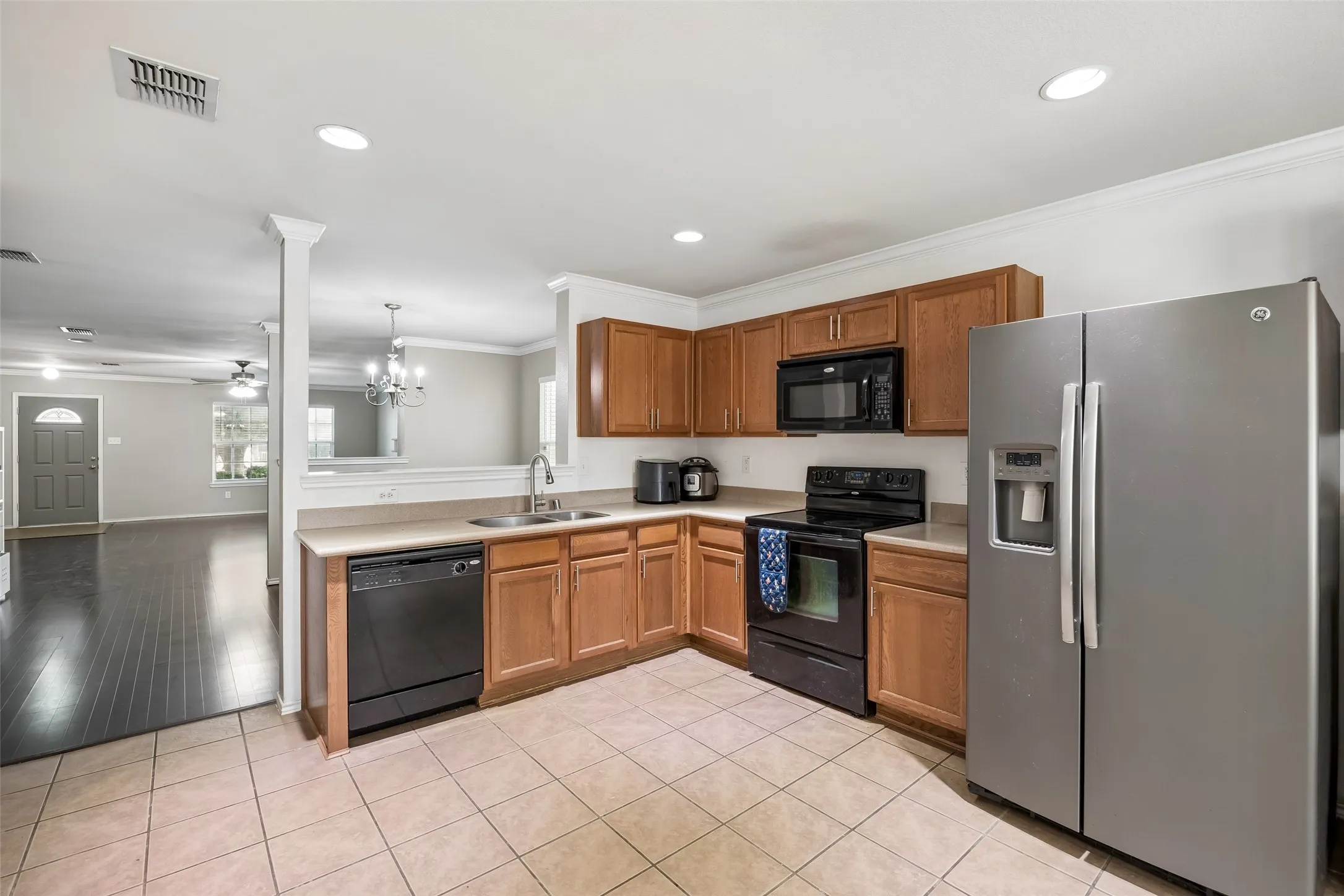 Single Family Residence For Sale in Tarrant County , 4541 Lacebark Lane, Fort Worth, Texas 76244, 3 Bedroom, 2 Bathroom, 2 Garage spaces, 1,868 Sqft, built in 2006, mls#21313982, Real Estate Agent in Fort Worth, Homes For Sale in Tarrant county, Homes For Sale in Fort Worth, Realtor in Fort Worth Texas, Real Estate Brokerage Independent Realty Texas, Luminita Cordes Realtor