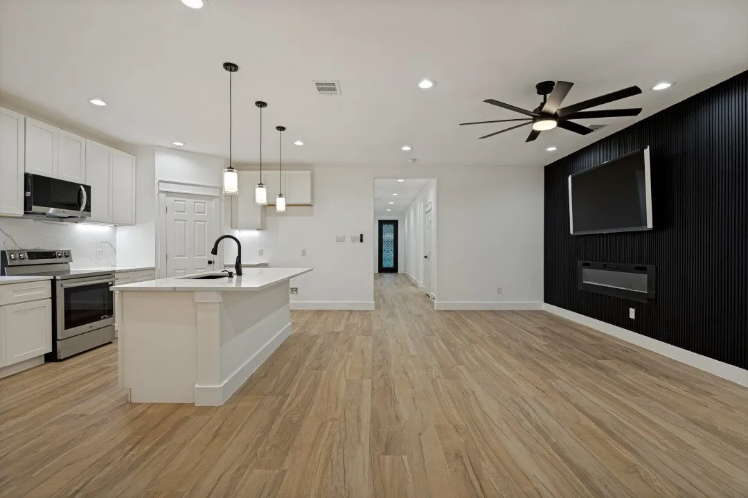 Single Family Residence For Sale in Dallas County , 508 Dice Street, Seagoville, Texas 75159, 4 Bedroom, 3 Bathroom, 2 Garage spaces, 2,001 Sqft, built in 2026, mls#21311922, Real Estate Agent in Seagoville, Homes For Sale in Dallas county, Homes For Sale in Seagoville, Realtor in Seagoville Texas, Real Estate Brokerage Independent Realty Texas, Luminita Cordes Realtor