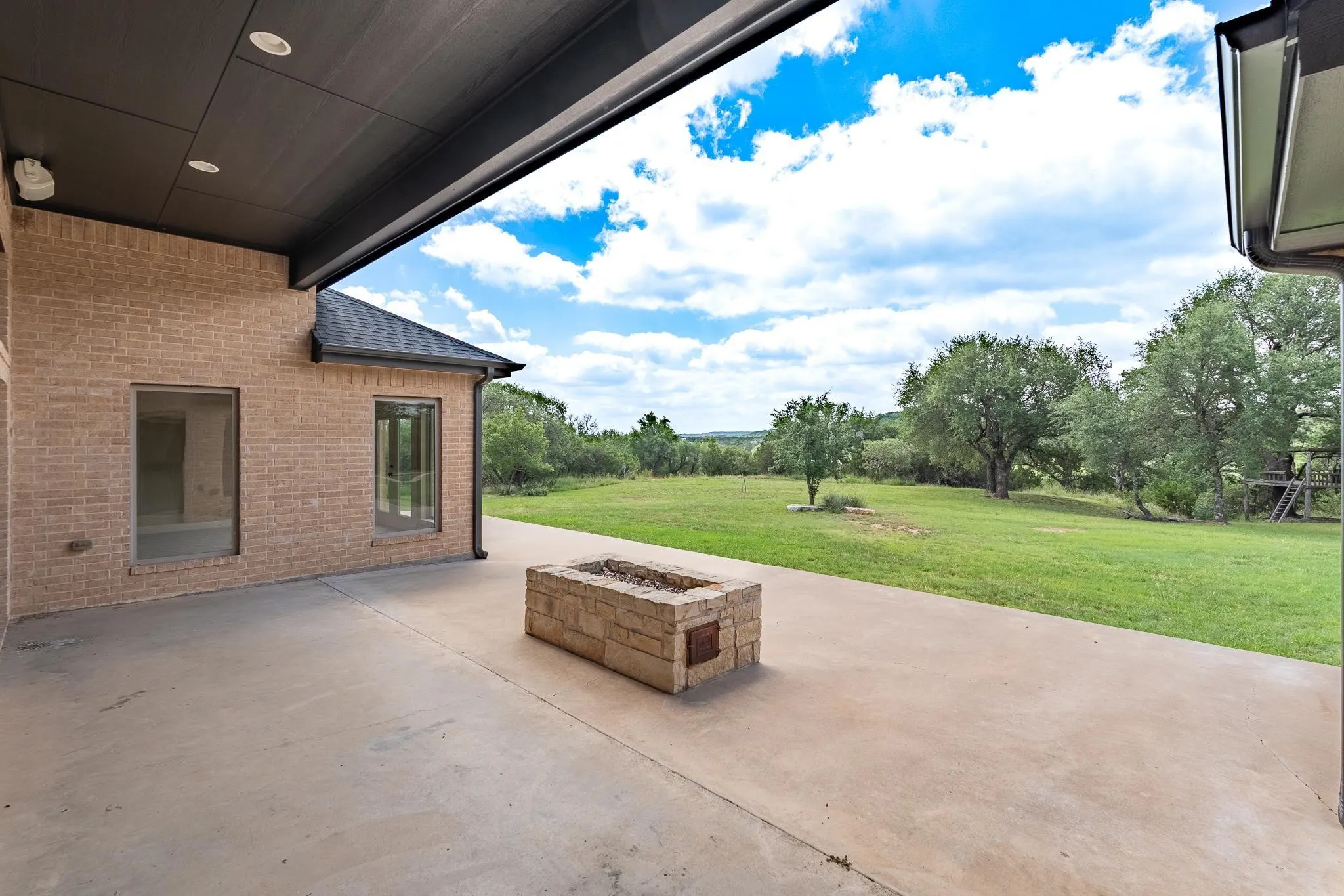 Single Family Residence For Sale in Taylor County , 7833 Fm 89, Tuscola, Texas 79562, 3 Bedroom, 2 Bathroom, 3 Garage spaces, 2,757 Sqft, built in 2013, mls#21314339, Real Estate Agent in Tuscola, Homes For Sale in Taylor county, Homes For Sale in Tuscola, Realtor in Tuscola Texas, Real Estate Brokerage Independent Realty Texas, Luminita Cordes Realtor