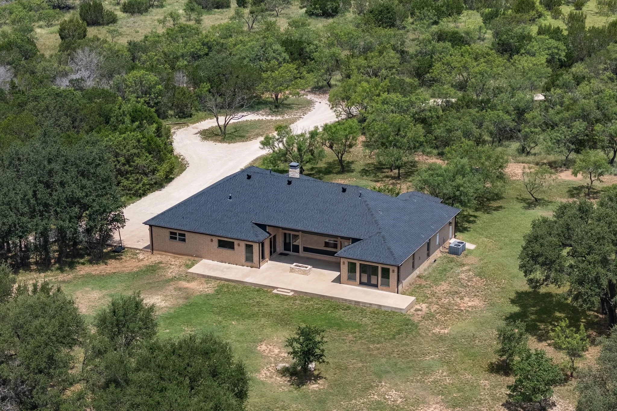 Single Family Residence For Sale in Taylor County , 7833 Fm 89, Tuscola, Texas 79562, 3 Bedroom, 2 Bathroom, 3 Garage spaces, 2,757 Sqft, built in 2013, mls#21314339, Real Estate Agent in Tuscola, Homes For Sale in Taylor county, Homes For Sale in Tuscola, Realtor in Tuscola Texas, Real Estate Brokerage Independent Realty Texas, Luminita Cordes Realtor