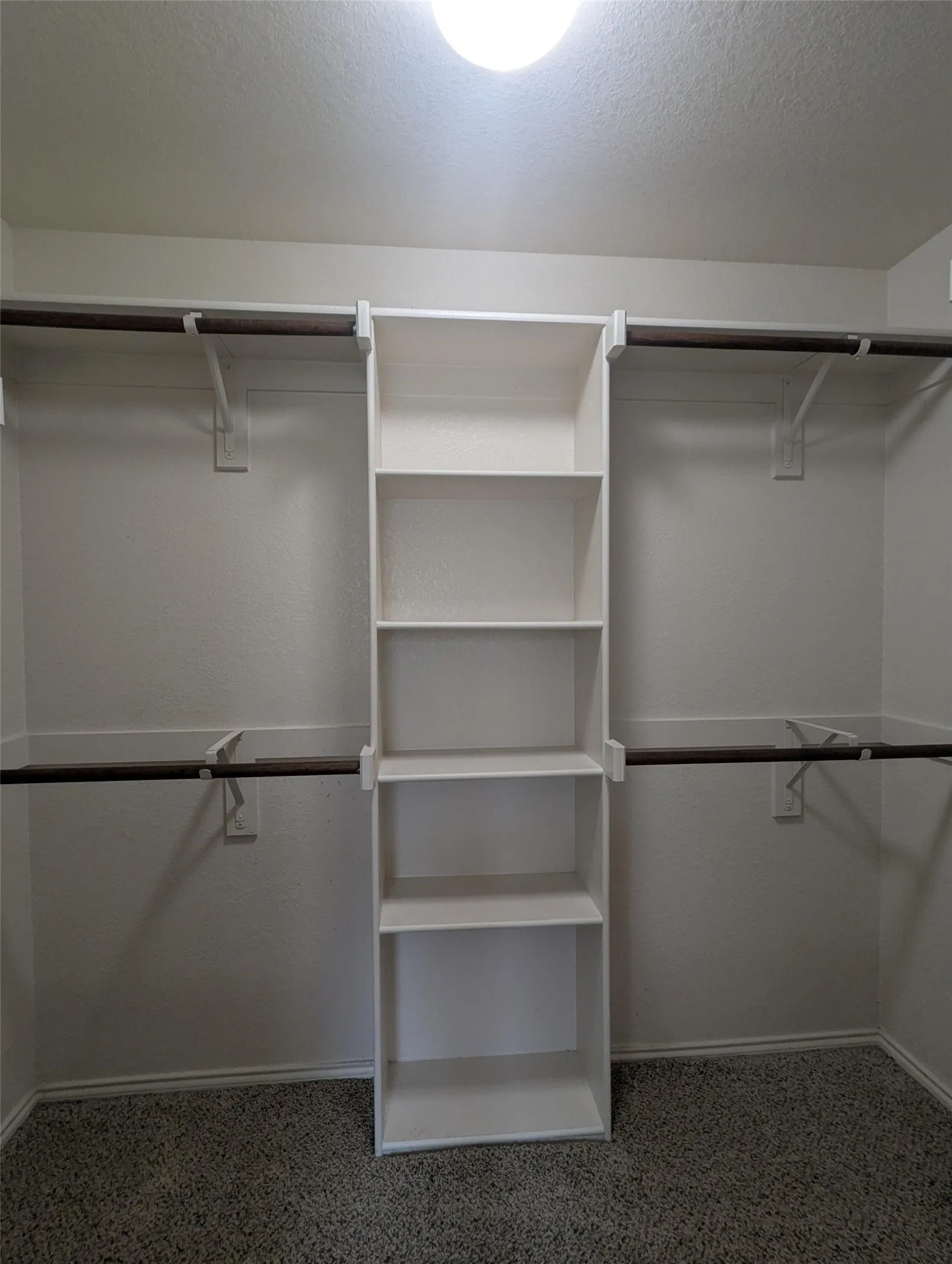 Single Family Residence For Sale in Tarrant County , 14300 Polo Ranch Street, Fort Worth, Texas 76052, 3 Bedroom, 2 Bathroom, 2 Garage spaces, 1,423 Sqft, built in 2007, mls#21314470, Real Estate Agent in Fort Worth, Homes For Sale in Tarrant county, Homes For Sale in Fort Worth, Realtor in Fort Worth Texas, Real Estate Brokerage Independent Realty Texas, Luminita Cordes Realtor