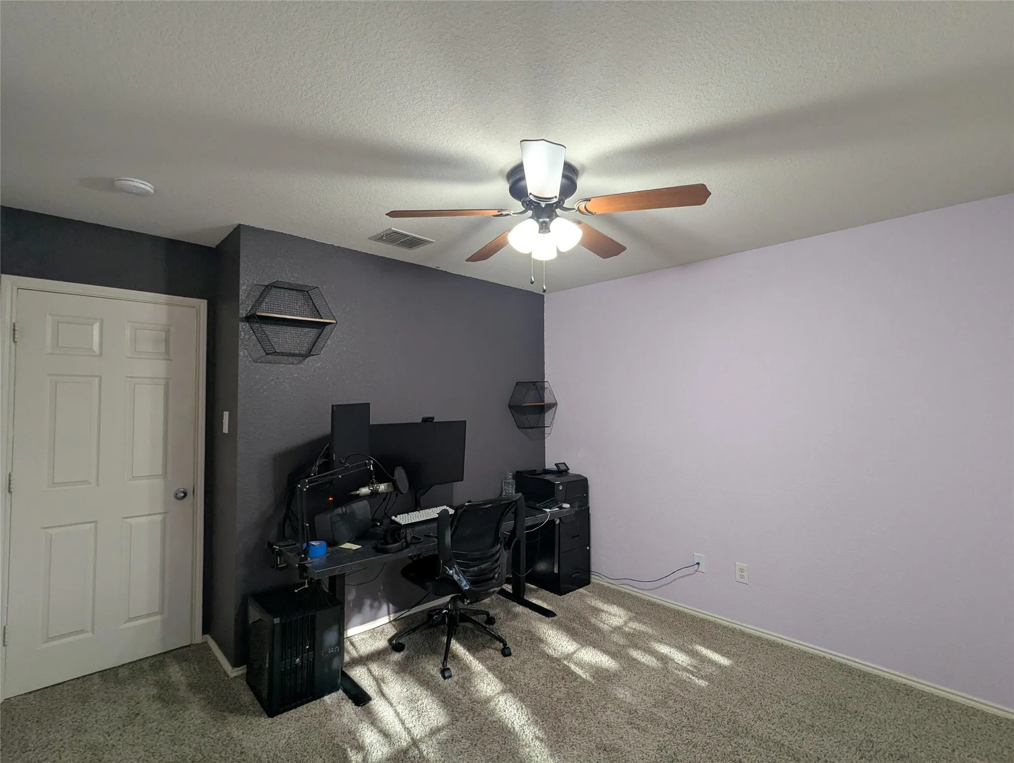 Single Family Residence For Sale in Tarrant County , 14300 Polo Ranch Street, Fort Worth, Texas 76052, 3 Bedroom, 2 Bathroom, 2 Garage spaces, 1,423 Sqft, built in 2007, mls#21314470, Real Estate Agent in Fort Worth, Homes For Sale in Tarrant county, Homes For Sale in Fort Worth, Realtor in Fort Worth Texas, Real Estate Brokerage Independent Realty Texas, Luminita Cordes Realtor