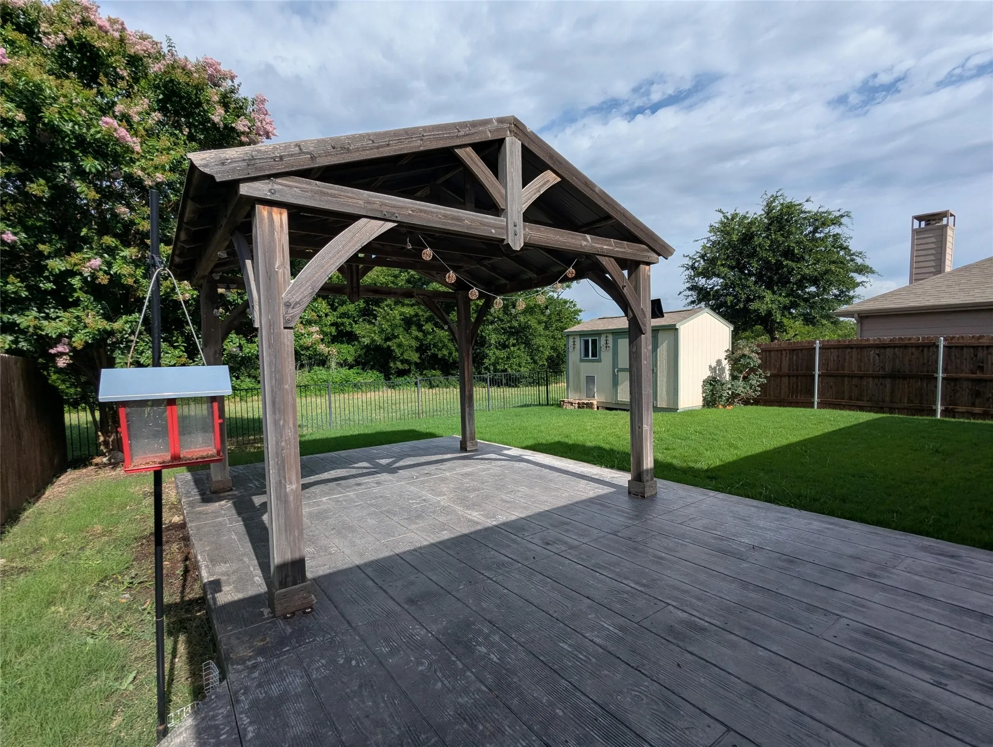 Single Family Residence For Sale in Tarrant County , 14300 Polo Ranch Street, Fort Worth, Texas 76052, 3 Bedroom, 2 Bathroom, 2 Garage spaces, 1,423 Sqft, built in 2007, mls#21314470, Real Estate Agent in Fort Worth, Homes For Sale in Tarrant county, Homes For Sale in Fort Worth, Realtor in Fort Worth Texas, Real Estate Brokerage Independent Realty Texas, Luminita Cordes Realtor