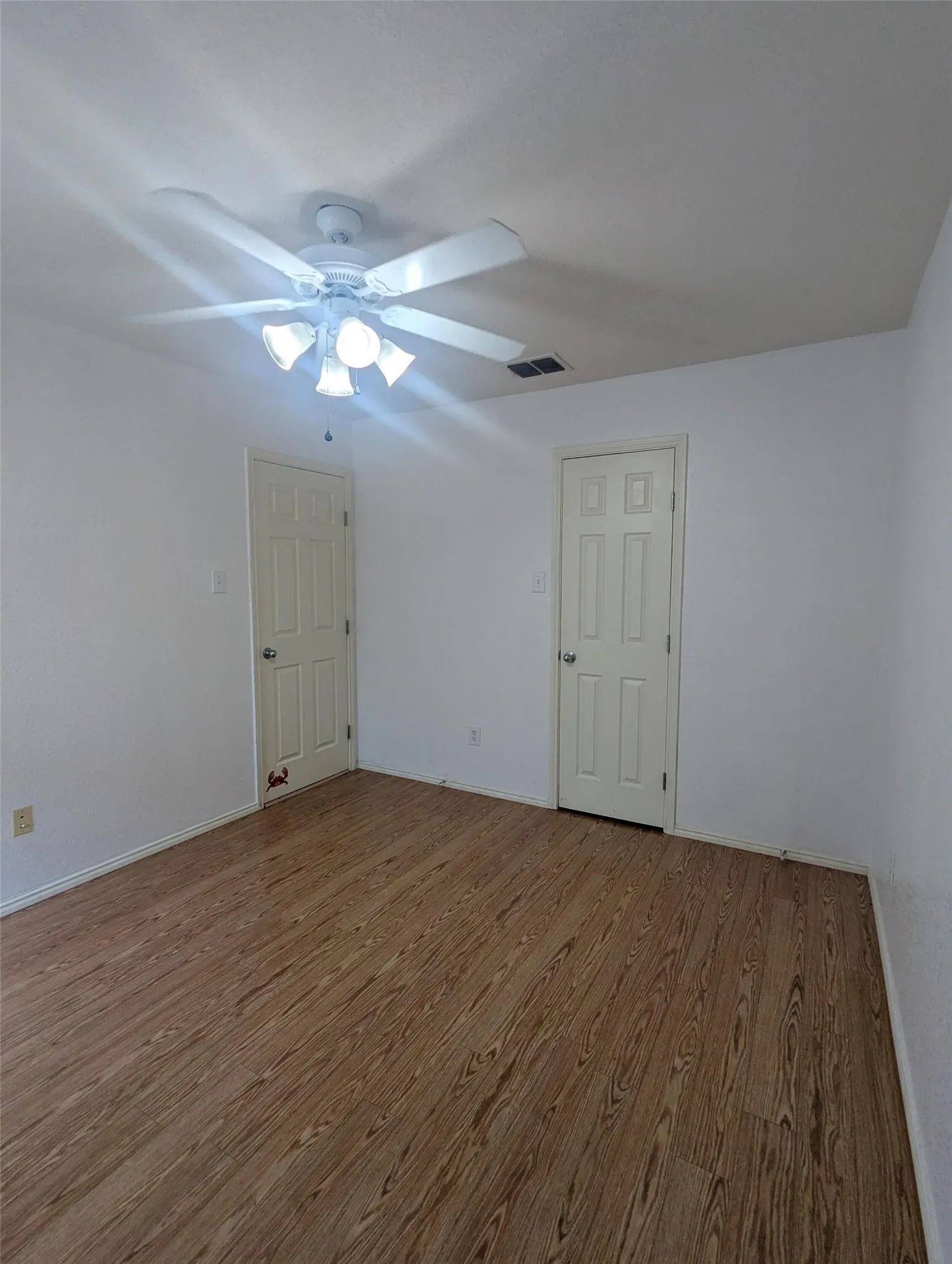 Single Family Residence For Sale in Tarrant County , 14300 Polo Ranch Street, Fort Worth, Texas 76052, 3 Bedroom, 2 Bathroom, 2 Garage spaces, 1,423 Sqft, built in 2007, mls#21314470, Real Estate Agent in Fort Worth, Homes For Sale in Tarrant county, Homes For Sale in Fort Worth, Realtor in Fort Worth Texas, Real Estate Brokerage Independent Realty Texas, Luminita Cordes Realtor