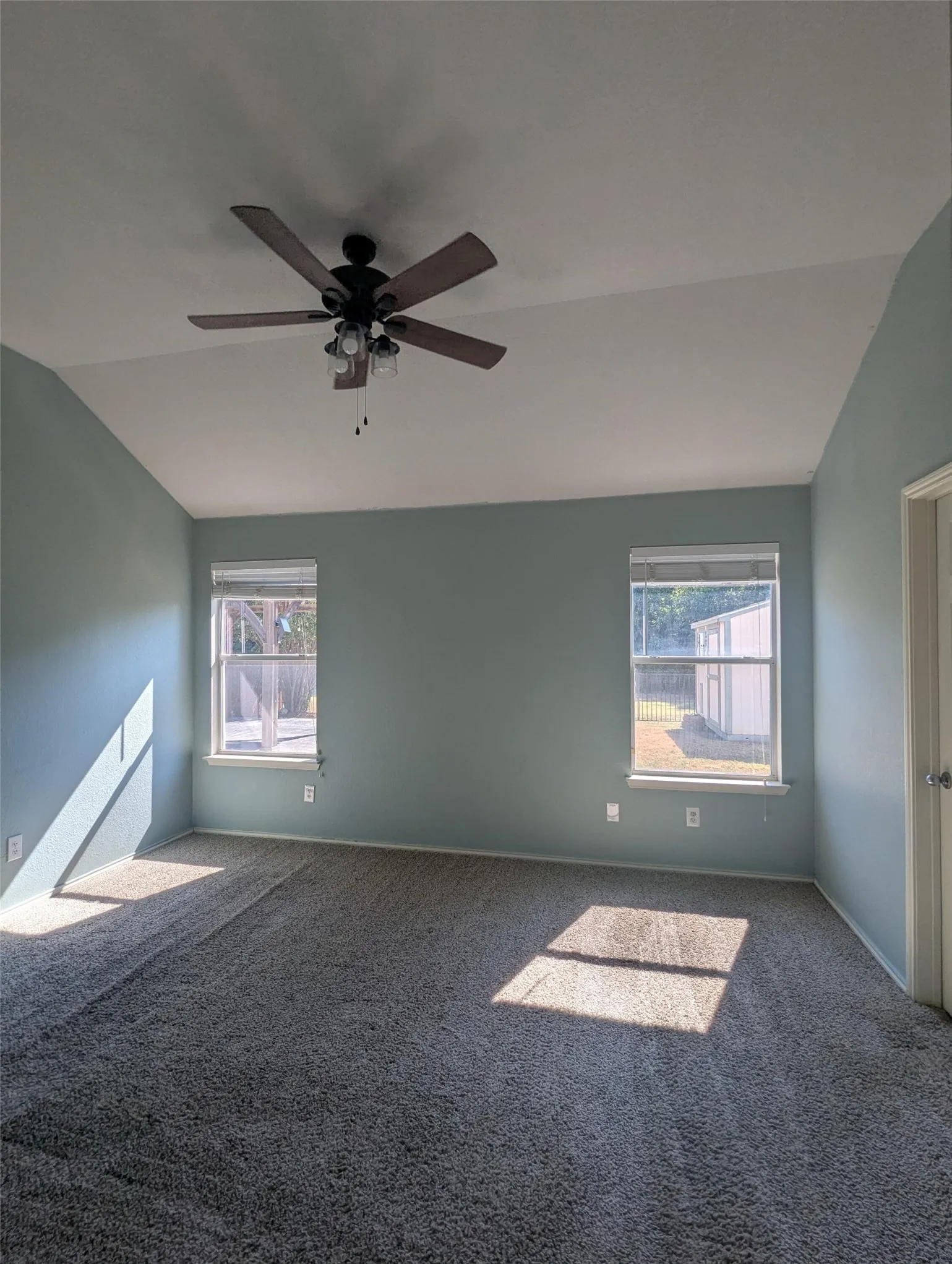 Single Family Residence For Sale in Tarrant County , 14300 Polo Ranch Street, Fort Worth, Texas 76052, 3 Bedroom, 2 Bathroom, 2 Garage spaces, 1,423 Sqft, built in 2007, mls#21314470, Real Estate Agent in Fort Worth, Homes For Sale in Tarrant county, Homes For Sale in Fort Worth, Realtor in Fort Worth Texas, Real Estate Brokerage Independent Realty Texas, Luminita Cordes Realtor