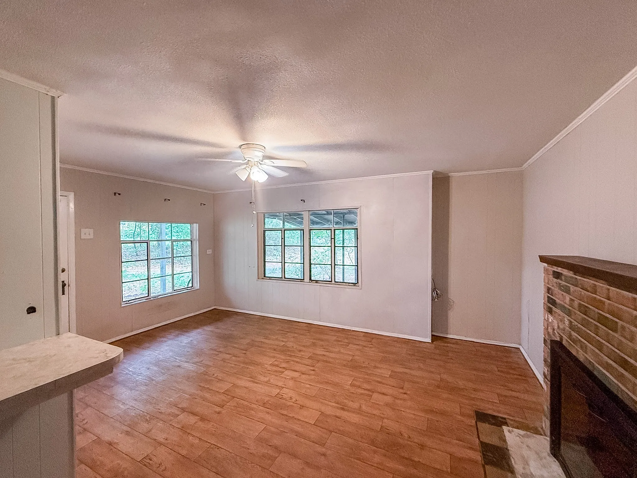 Single Family Residence For Sale in Franklin (TX) County , 1036 Lake Franklin Dr, Winnsboro, Texas 75494, 2 Bedroom, 2 Bathroom, Garage spaces, 1,428 Sqft, built in 1950, mls#21314482, Real Estate Agent in Winnsboro, Homes For Sale in Franklin (TX) county, Homes For Sale in Winnsboro, Realtor in Winnsboro Texas, Real Estate Brokerage Independent Realty Texas, Luminita Cordes Realtor