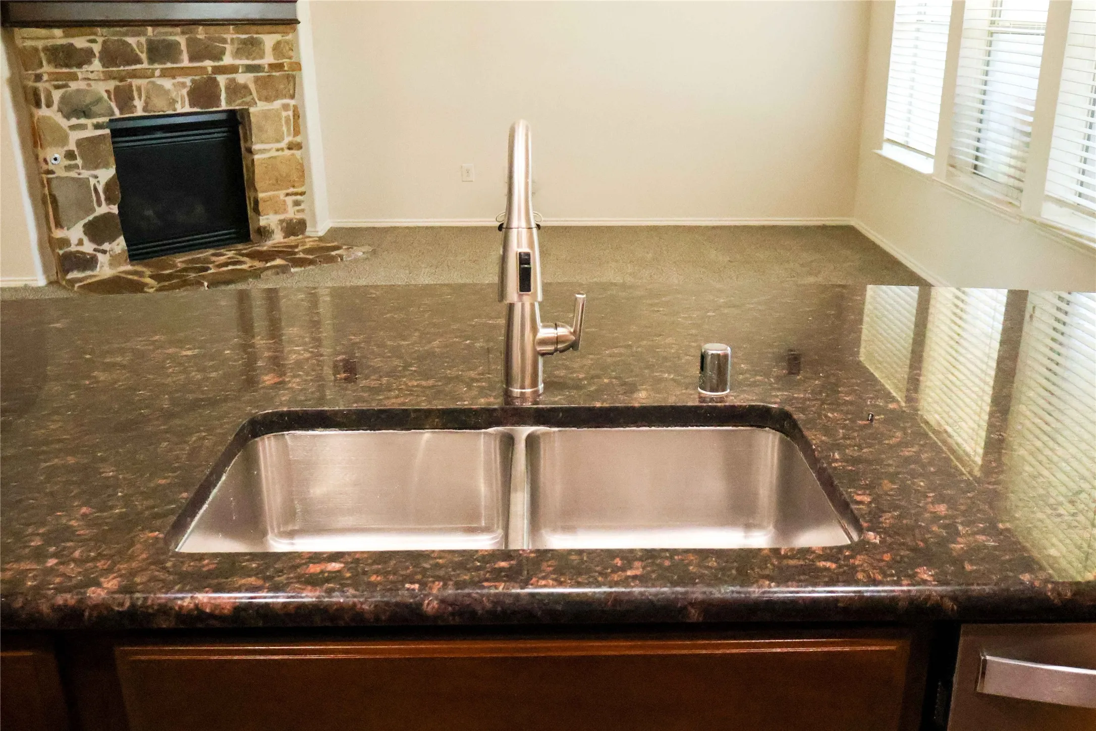 Single Family Residence For Rent in Denton County , 12355 Ducks Landing, Frisco, Texas 75033, 4 Bedroom, 3 Bathroom, 2 Garage spaces, 2,651 Sqft, built in 2006, mls#21314493, Real Estate Agent in Frisco, Homes For Rent in Denton county, Homes For Rent in Frisco, Realtor in Frisco Texas, Real Estate Brokerage Independent Realty Texas, Luminita Cordes Realtor