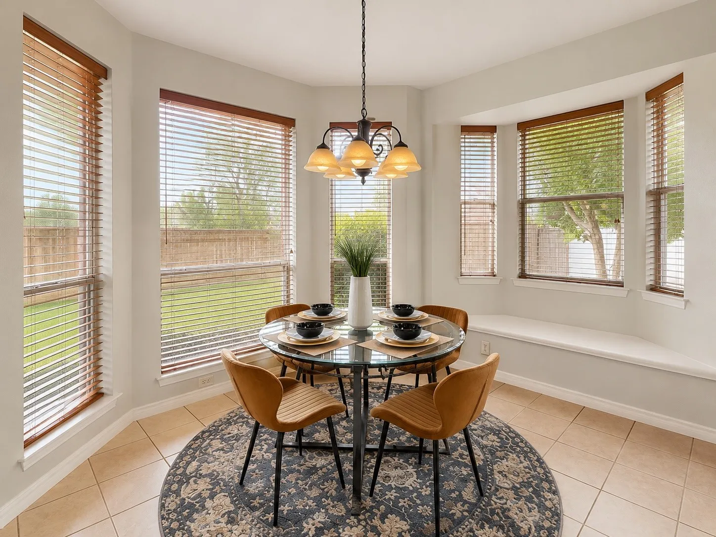 Single Family Residence For Sale in Denton County , 3100 Green Hollow Court, Highland Village, Texas 75077, 5 Bedroom, 4 Bathroom, 3 Garage spaces, 3,044 Sqft, built in 1996, mls#21310753, Real Estate Agent in Highland Village, Homes For Sale in Denton county, Homes For Sale in Highland Village, Realtor in Highland Village Texas, Real Estate Brokerage Independent Realty Texas, Luminita Cordes Realtor
