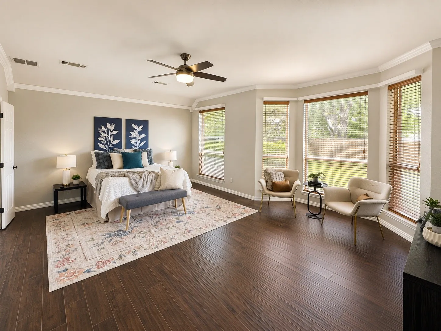 Single Family Residence For Sale in Denton County , 3100 Green Hollow Court, Highland Village, Texas 75077, 5 Bedroom, 4 Bathroom, 3 Garage spaces, 3,044 Sqft, built in 1996, mls#21310753, Real Estate Agent in Highland Village, Homes For Sale in Denton county, Homes For Sale in Highland Village, Realtor in Highland Village Texas, Real Estate Brokerage Independent Realty Texas, Luminita Cordes Realtor