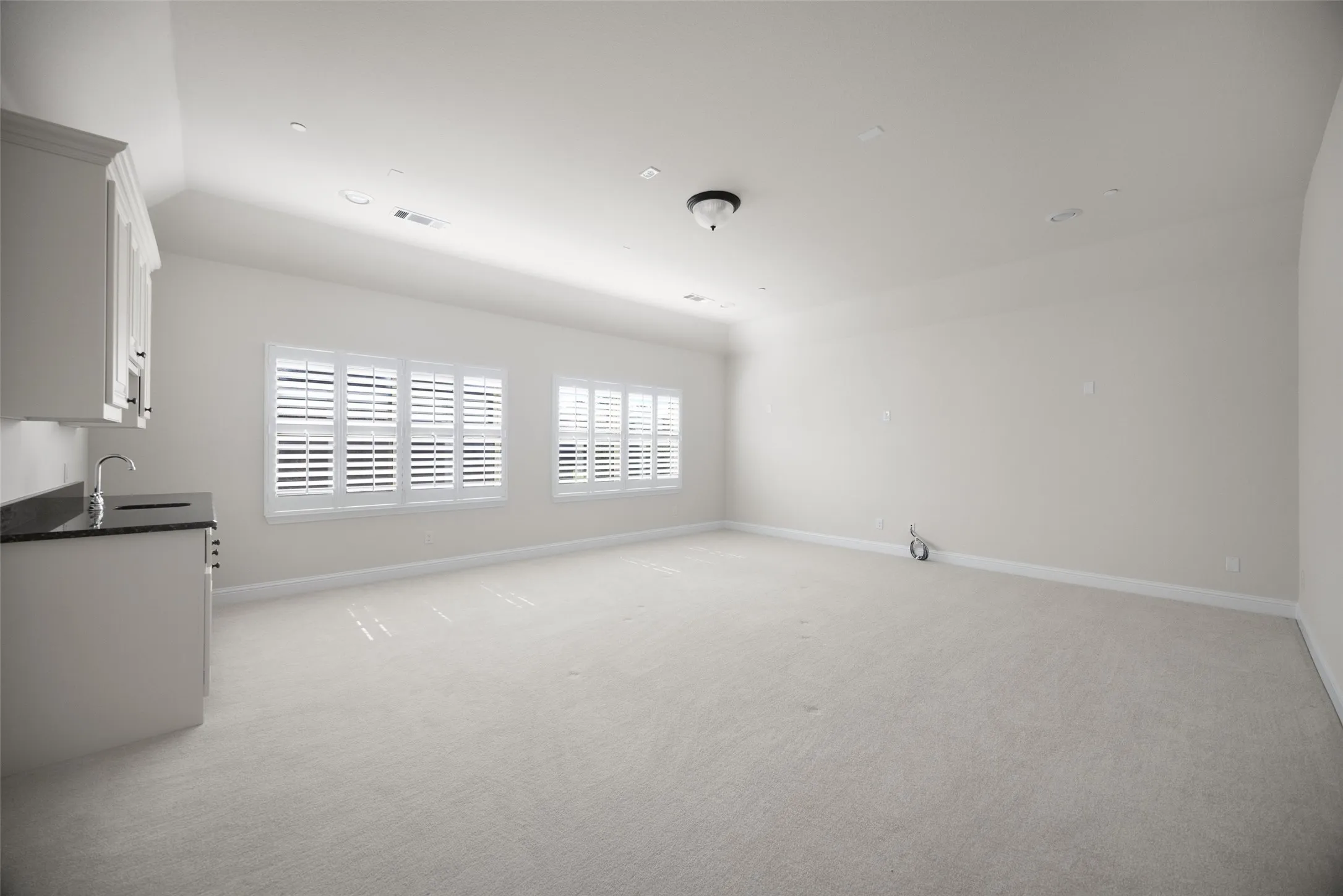 Single Family Residence For Sale in Tarrant County , 812 Glen Abbey Drive, Southlake, Texas 76092, 5 Bedroom, 6 Bathroom, 3 Garage spaces, 5,938 Sqft, built in 2013, mls#21314125, Real Estate Agent in Southlake, Homes For Sale in Tarrant county, Homes For Sale in Southlake, Realtor in Southlake Texas, Real Estate Brokerage Independent Realty Texas, Luminita Cordes Realtor