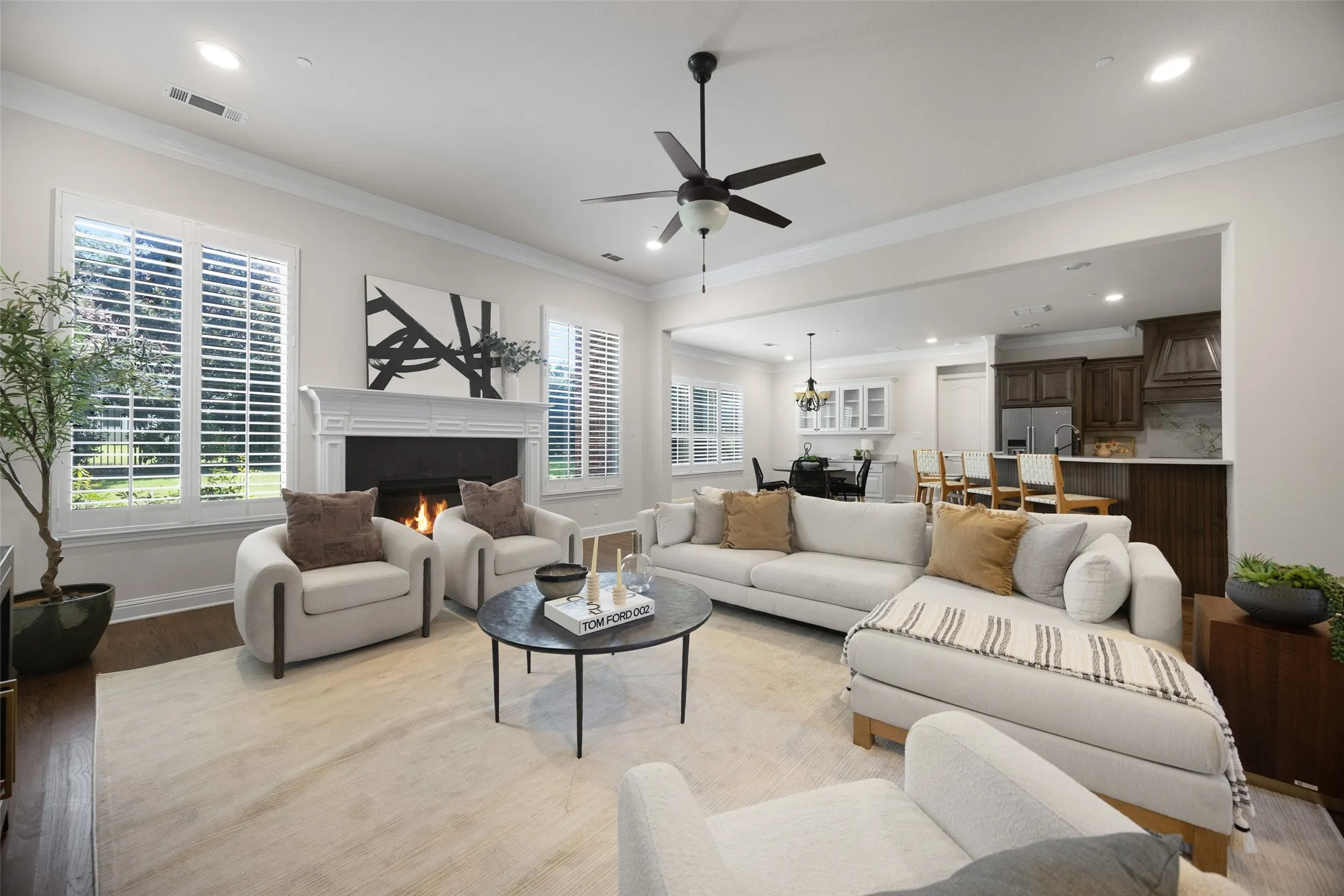 Single Family Residence For Sale in Tarrant County , 812 Glen Abbey Drive, Southlake, Texas 76092, 5 Bedroom, 6 Bathroom, 3 Garage spaces, 5,938 Sqft, built in 2013, mls#21314125, Real Estate Agent in Southlake, Homes For Sale in Tarrant county, Homes For Sale in Southlake, Realtor in Southlake Texas, Real Estate Brokerage Independent Realty Texas, Luminita Cordes Realtor
