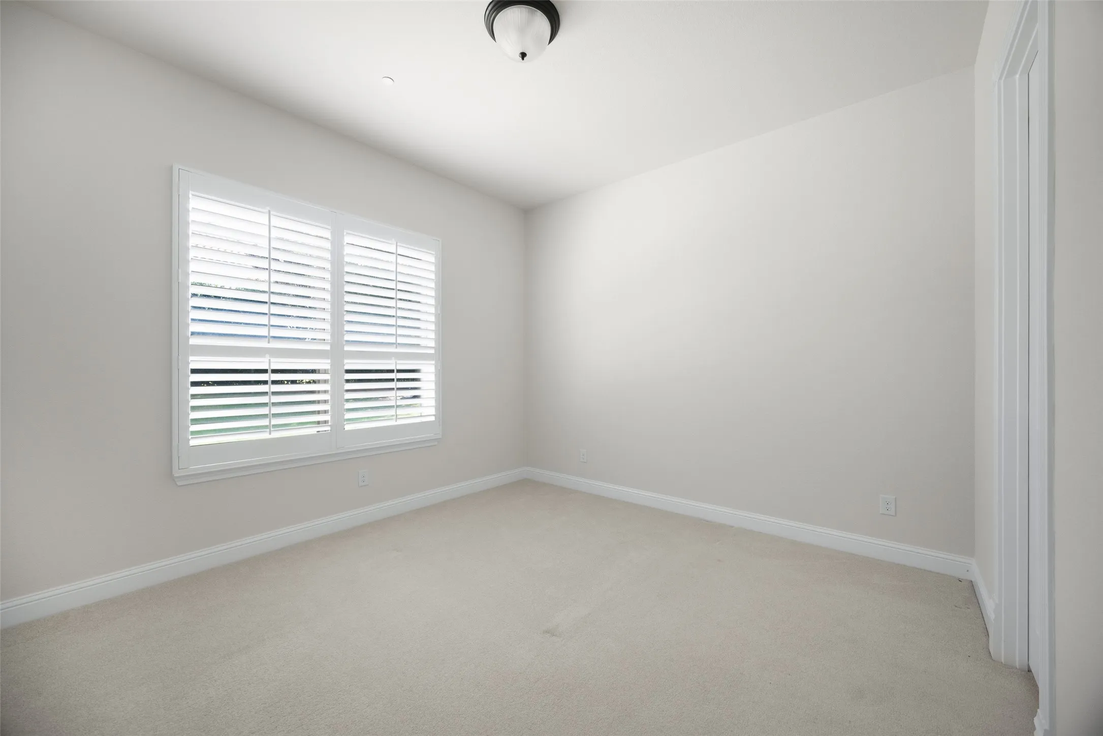 Single Family Residence For Sale in Tarrant County , 812 Glen Abbey Drive, Southlake, Texas 76092, 5 Bedroom, 6 Bathroom, 3 Garage spaces, 5,938 Sqft, built in 2013, mls#21314125, Real Estate Agent in Southlake, Homes For Sale in Tarrant county, Homes For Sale in Southlake, Realtor in Southlake Texas, Real Estate Brokerage Independent Realty Texas, Luminita Cordes Realtor
