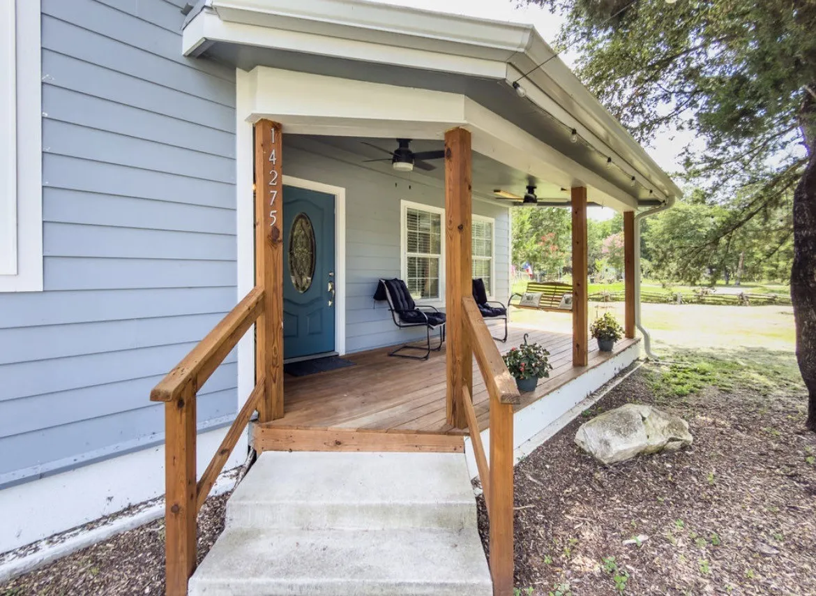 Single Family Residence For Sale in Mc Lennan County , 14275 Gholson Road, Gholson, Texas 76705, 3 Bedroom, 2 Bathroom, Garage spaces, 980 Sqft, built in 2021, mls#21313954, Real Estate Agent in Gholson, Homes For Sale in Mc Lennan county, Homes For Sale in Gholson, Realtor in Gholson Texas, Real Estate Brokerage Independent Realty Texas, Luminita Cordes Realtor