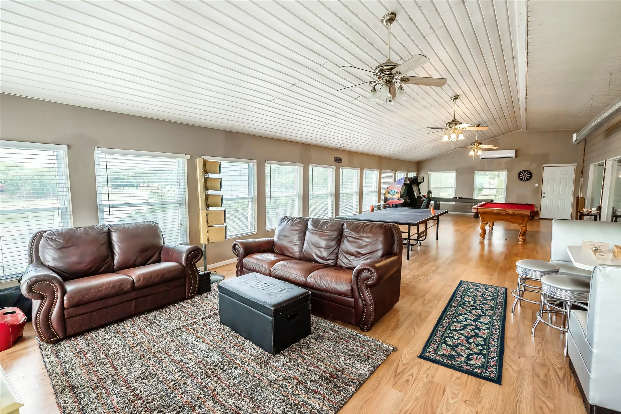 Single Family Residence For Sale in Montague County , 2255 Casino Road, Nocona, Texas 76255, 4 Bedrooms, 1 Bathroom, 2 Garage spaces, 2,240 Sqft, built in 1985, Price $550,000, mls#21314507, Real Estate Agent in Nocona, Homes For Sale in Montague county, Homes For Sale in Nocona, Realtor in Nocona Texas, Real Estate Brokerage Independent Realty Texas, Luminita Cordes Realtor