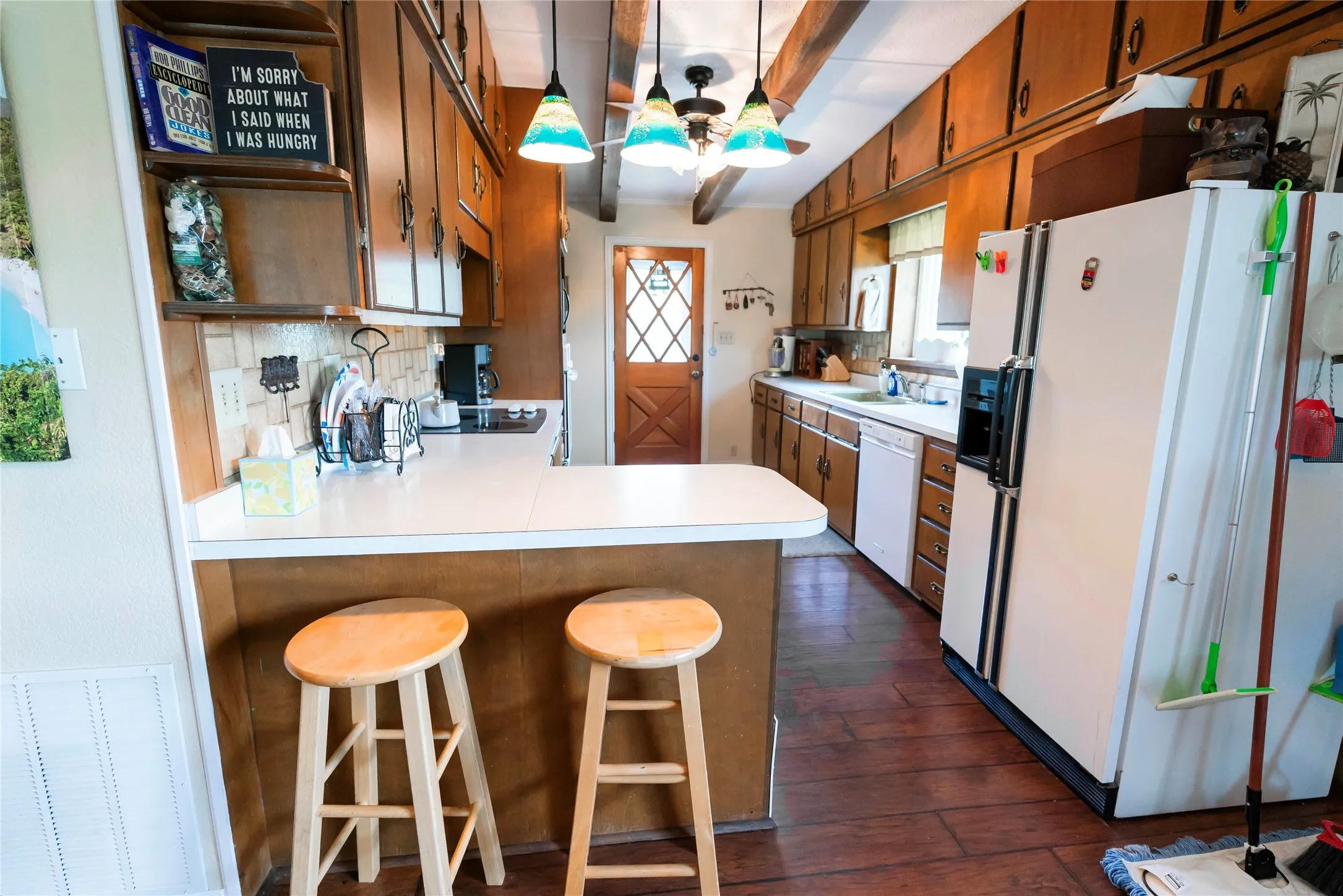 Single Family Residence For Sale in Montague County , 2255 Casino Road, Nocona, Texas 76255, 4 Bedrooms, 1 Bathroom, 2 Garage spaces, 2,240 Sqft, built in 1985, Price $550,000, mls#21314507, Real Estate Agent in Nocona, Homes For Sale in Montague county, Homes For Sale in Nocona, Realtor in Nocona Texas, Real Estate Brokerage Independent Realty Texas, Luminita Cordes Realtor