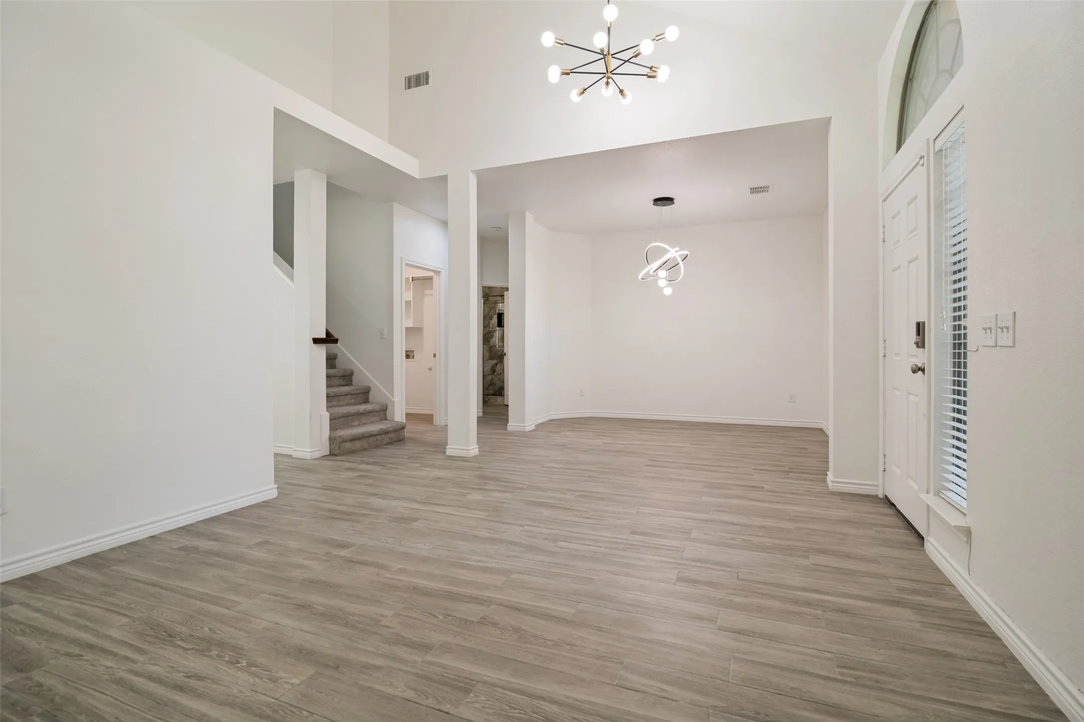 Single Family Residence For Sale in Collin County , 1516 Cedar Grove Court, Allen, Texas 75002, 5 Bedroom, 3 Bathroom, 2 Garage spaces, 2,561 Sqft, built in 2005, mls#21303122, Real Estate Agent in Allen, Homes For Sale in Collin county, Homes For Sale in Allen, Realtor in Allen Texas, Real Estate Brokerage Independent Realty Texas, Luminita Cordes Realtor