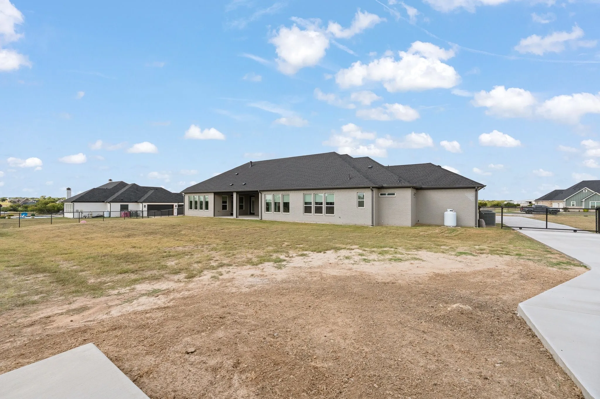 Single Family Residence For Sale in Johnson County , 6308 Vega Road, Godley, Texas 76044, 3 Bedroom, 3 Bathroom, 3 Garage spaces, 3,221 Sqft, built in 2022, mls#21310807, Real Estate Agent in Godley, Homes For Sale in Johnson county, Homes For Sale in Godley, Realtor in Godley Texas, Real Estate Brokerage Independent Realty Texas, Luminita Cordes Realtor