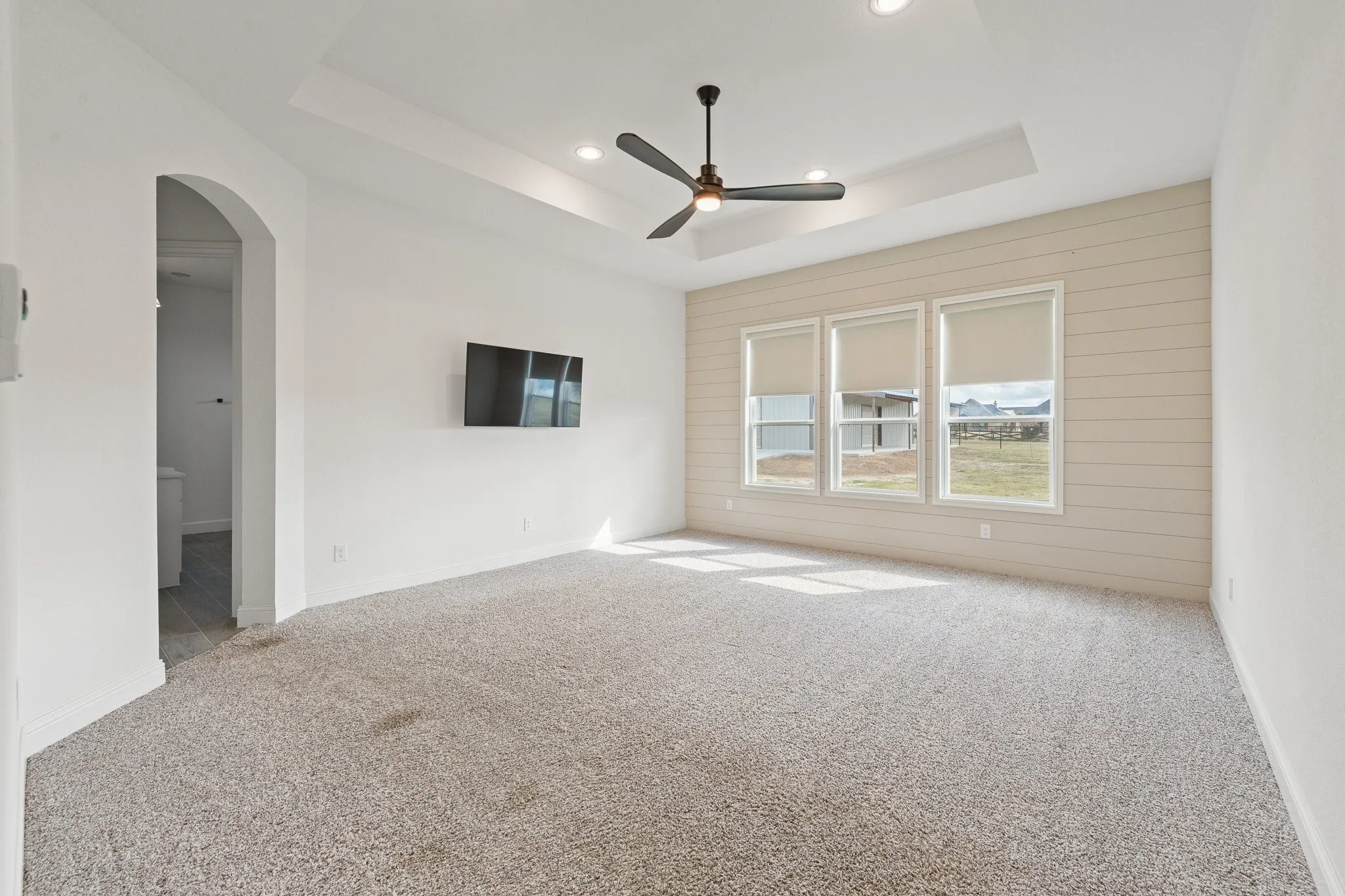 Single Family Residence For Sale in Johnson County , 6308 Vega Road, Godley, Texas 76044, 3 Bedroom, 3 Bathroom, 3 Garage spaces, 3,221 Sqft, built in 2022, mls#21310807, Real Estate Agent in Godley, Homes For Sale in Johnson county, Homes For Sale in Godley, Realtor in Godley Texas, Real Estate Brokerage Independent Realty Texas, Luminita Cordes Realtor
