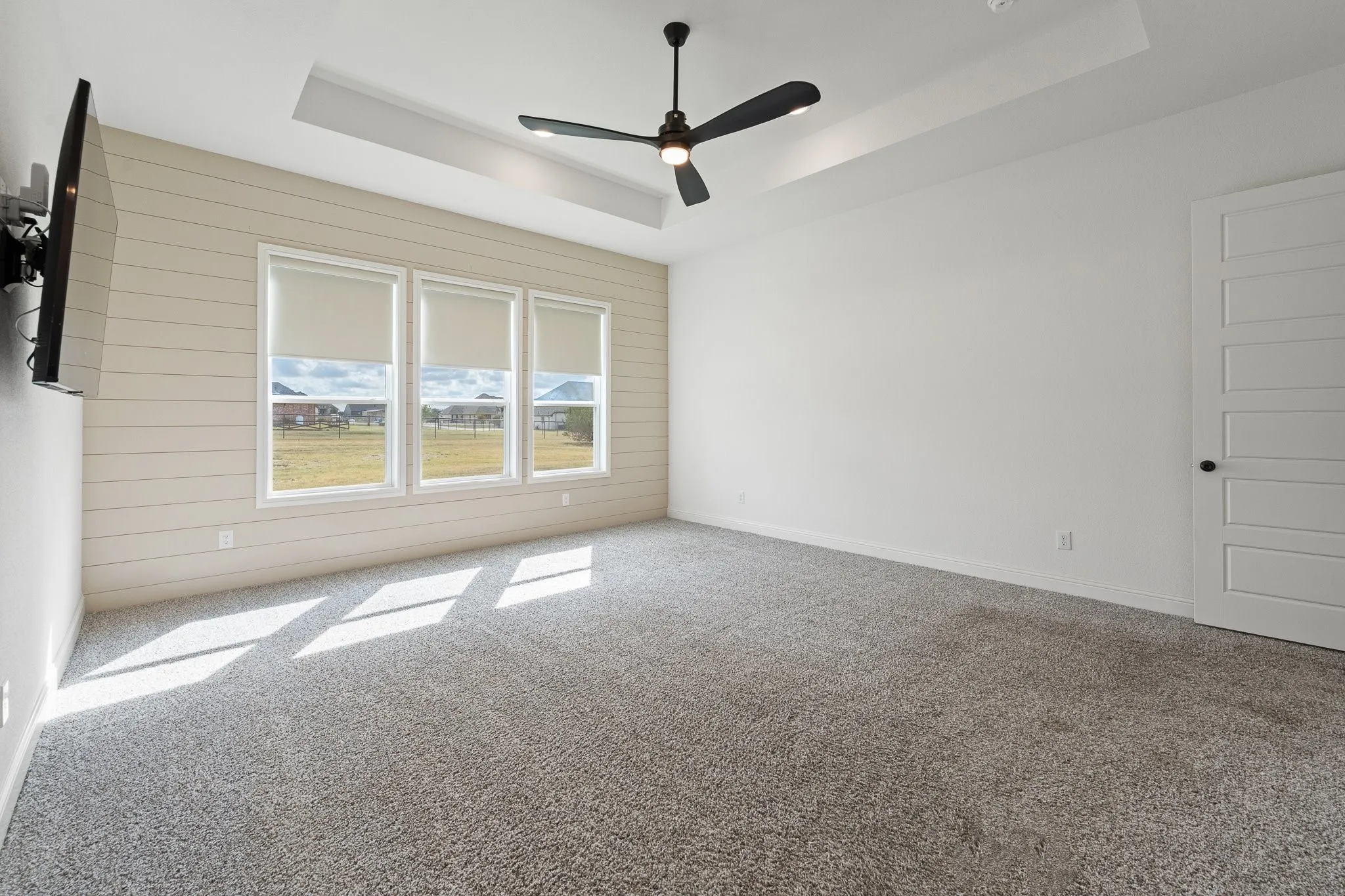 Single Family Residence For Sale in Johnson County , 6308 Vega Road, Godley, Texas 76044, 3 Bedroom, 3 Bathroom, 3 Garage spaces, 3,221 Sqft, built in 2022, mls#21310807, Real Estate Agent in Godley, Homes For Sale in Johnson county, Homes For Sale in Godley, Realtor in Godley Texas, Real Estate Brokerage Independent Realty Texas, Luminita Cordes Realtor