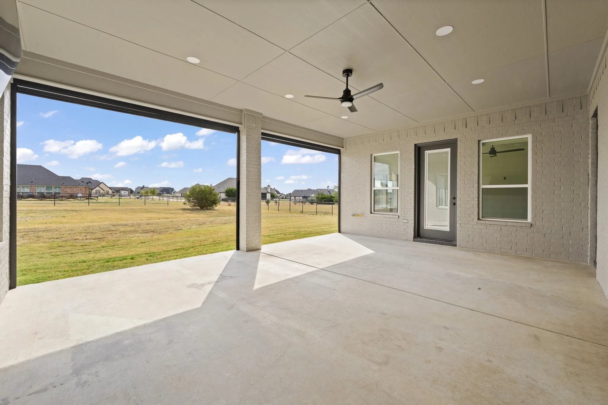 Single Family Residence For Sale in Johnson County , 6308 Vega Road, Godley, Texas 76044, 3 Bedroom, 3 Bathroom, 3 Garage spaces, 3,221 Sqft, built in 2022, mls#21310807, Real Estate Agent in Godley, Homes For Sale in Johnson county, Homes For Sale in Godley, Realtor in Godley Texas, Real Estate Brokerage Independent Realty Texas, Luminita Cordes Realtor
