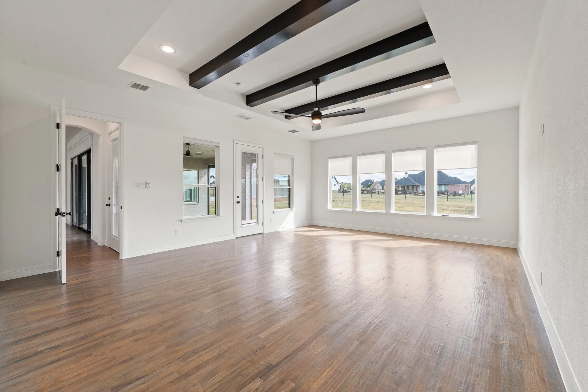 Single Family Residence For Sale in Johnson County , 6308 Vega Road, Godley, Texas 76044, 3 Bedroom, 3 Bathroom, 3 Garage spaces, 3,221 Sqft, built in 2022, mls#21310807, Real Estate Agent in Godley, Homes For Sale in Johnson county, Homes For Sale in Godley, Realtor in Godley Texas, Real Estate Brokerage Independent Realty Texas, Luminita Cordes Realtor