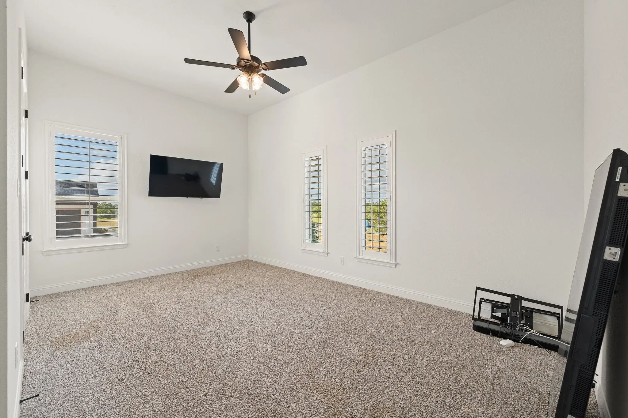 Single Family Residence For Sale in Johnson County , 6308 Vega Road, Godley, Texas 76044, 3 Bedroom, 3 Bathroom, 3 Garage spaces, 3,221 Sqft, built in 2022, mls#21310807, Real Estate Agent in Godley, Homes For Sale in Johnson county, Homes For Sale in Godley, Realtor in Godley Texas, Real Estate Brokerage Independent Realty Texas, Luminita Cordes Realtor