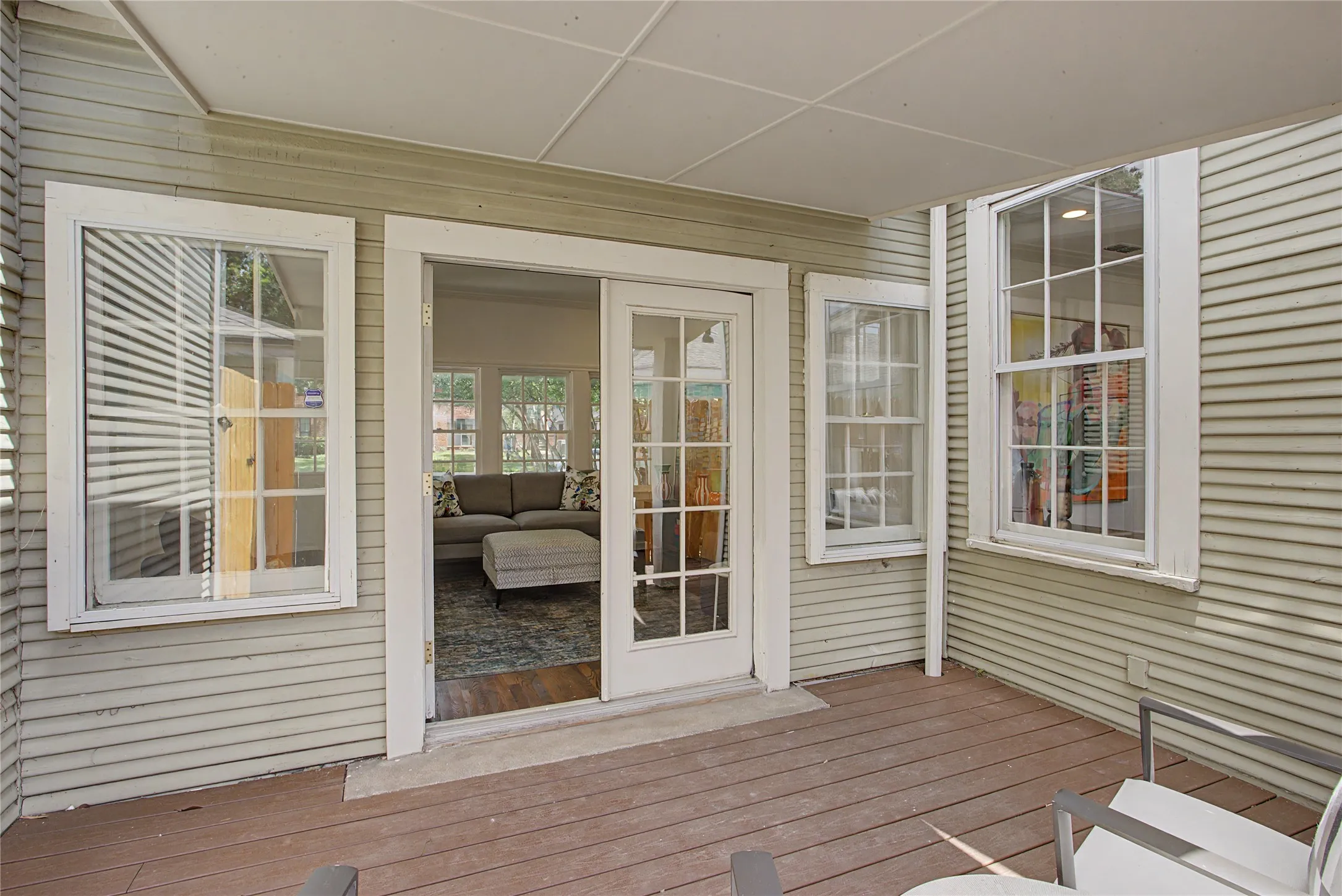 Single Family Residence For Sale in Tarrant County , 4705 El Campo Avenue, Fort Worth, Texas 76107, 2 Bedroom, 2 Bathroom, 2 Garage spaces, 1,686 Sqft, built in 1925, Price $670,000, mls#21313382, Real Estate Agent in Fort Worth, Homes For Sale in Tarrant county, Homes For Sale in Fort Worth, Realtor in Fort Worth Texas, Real Estate Brokerage Independent Realty Texas, Luminita Cordes Realtor
