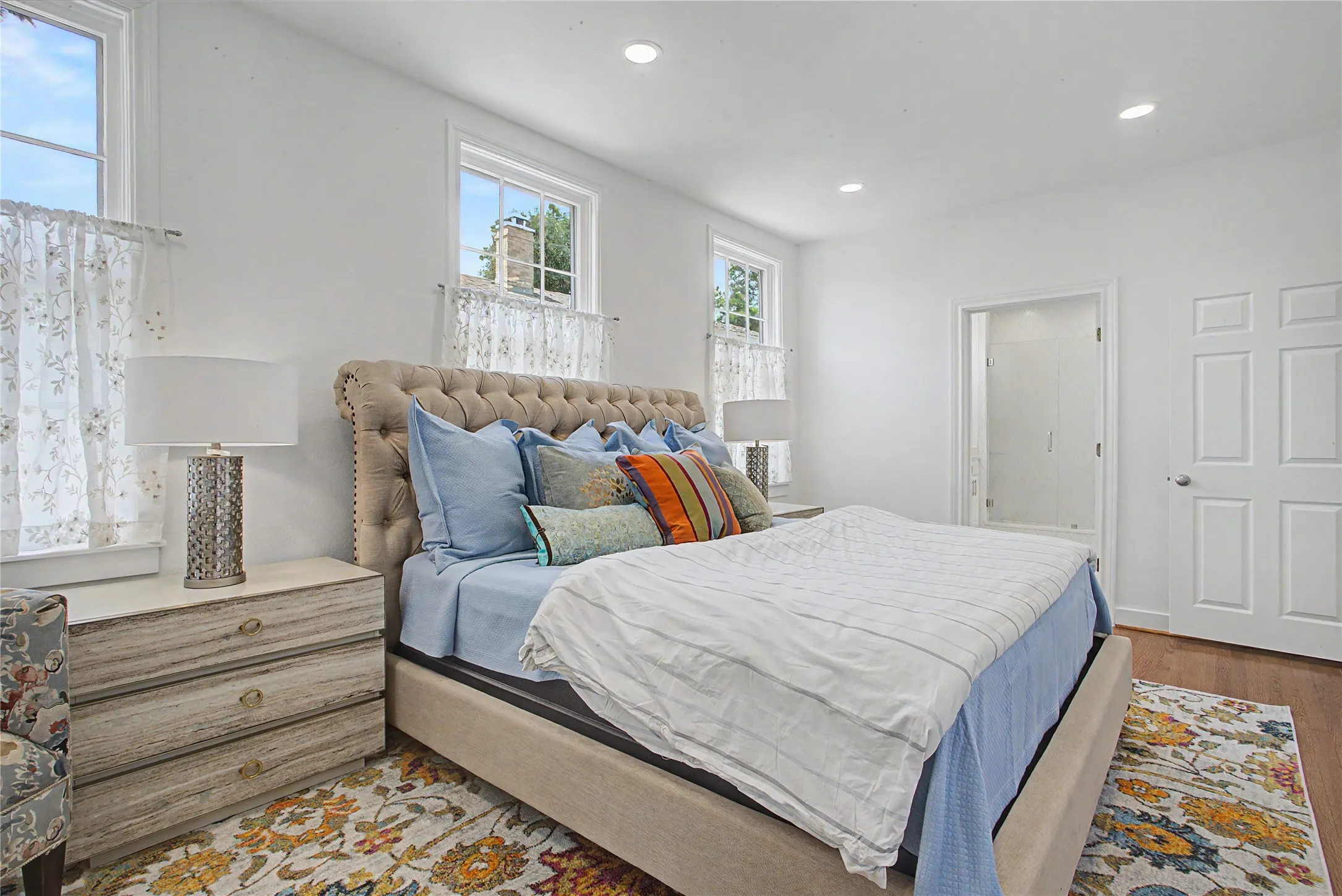 Single Family Residence For Sale in Tarrant County , 4705 El Campo Avenue, Fort Worth, Texas 76107, 2 Bedroom, 2 Bathroom, 2 Garage spaces, 1,686 Sqft, built in 1925, Price $670,000, mls#21313382, Real Estate Agent in Fort Worth, Homes For Sale in Tarrant county, Homes For Sale in Fort Worth, Realtor in Fort Worth Texas, Real Estate Brokerage Independent Realty Texas, Luminita Cordes Realtor