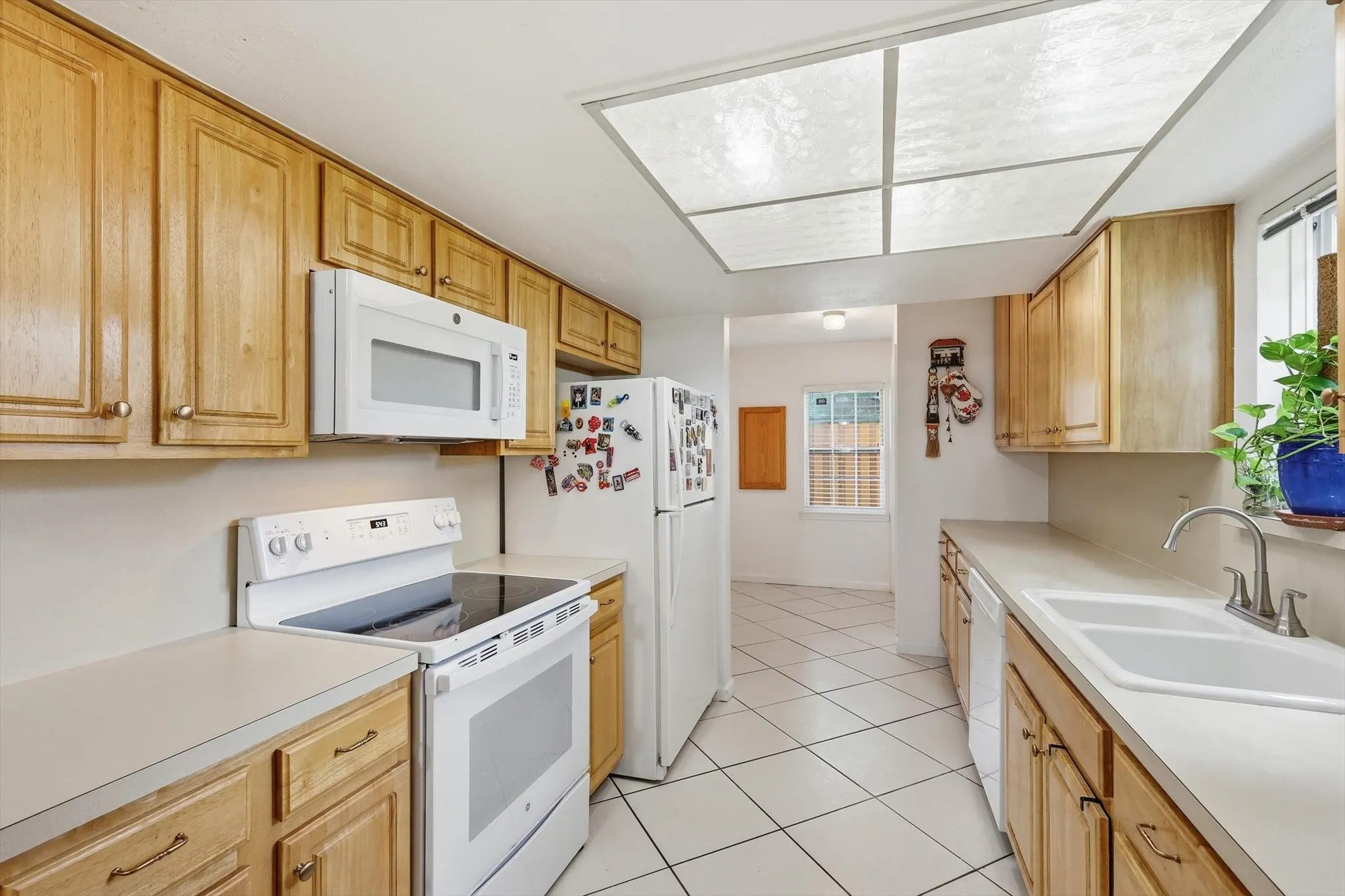 Single Family Residence For Sale in Dallas County , 4213 Bucknell Drive, Garland, Texas 75042, 4 Bedroom, 2 Bathroom, 2 Garage spaces, 2,056 Sqft, built in 1962, mls#21314505, Real Estate Agent in Garland, Homes For Sale in Dallas county, Homes For Sale in Garland, Realtor in Garland Texas, Real Estate Brokerage Independent Realty Texas, Luminita Cordes Realtor