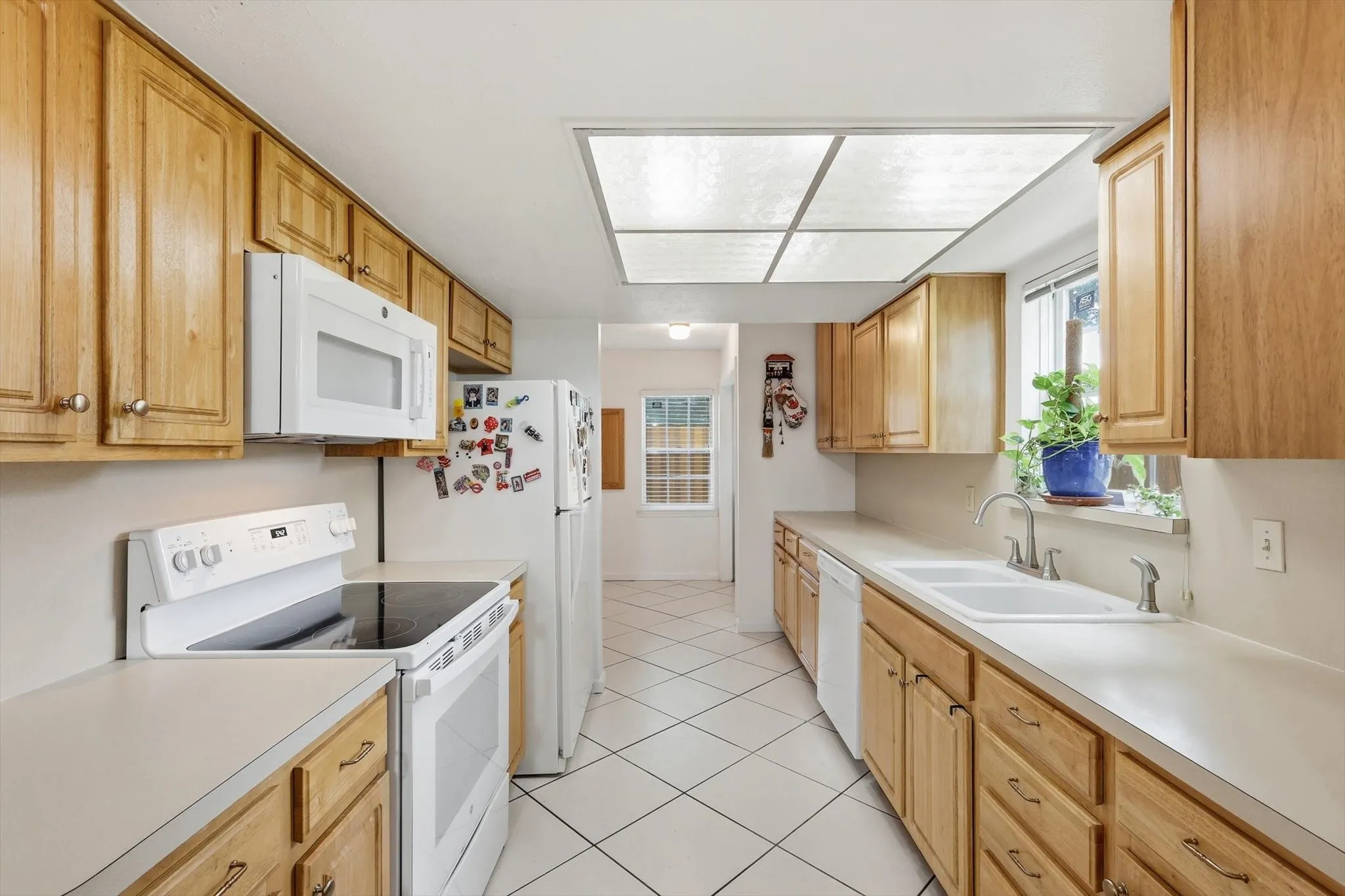 Single Family Residence For Sale in Dallas County , 4213 Bucknell Drive, Garland, Texas 75042, 4 Bedroom, 2 Bathroom, 2 Garage spaces, 2,056 Sqft, built in 1962, mls#21314505, Real Estate Agent in Garland, Homes For Sale in Dallas county, Homes For Sale in Garland, Realtor in Garland Texas, Real Estate Brokerage Independent Realty Texas, Luminita Cordes Realtor