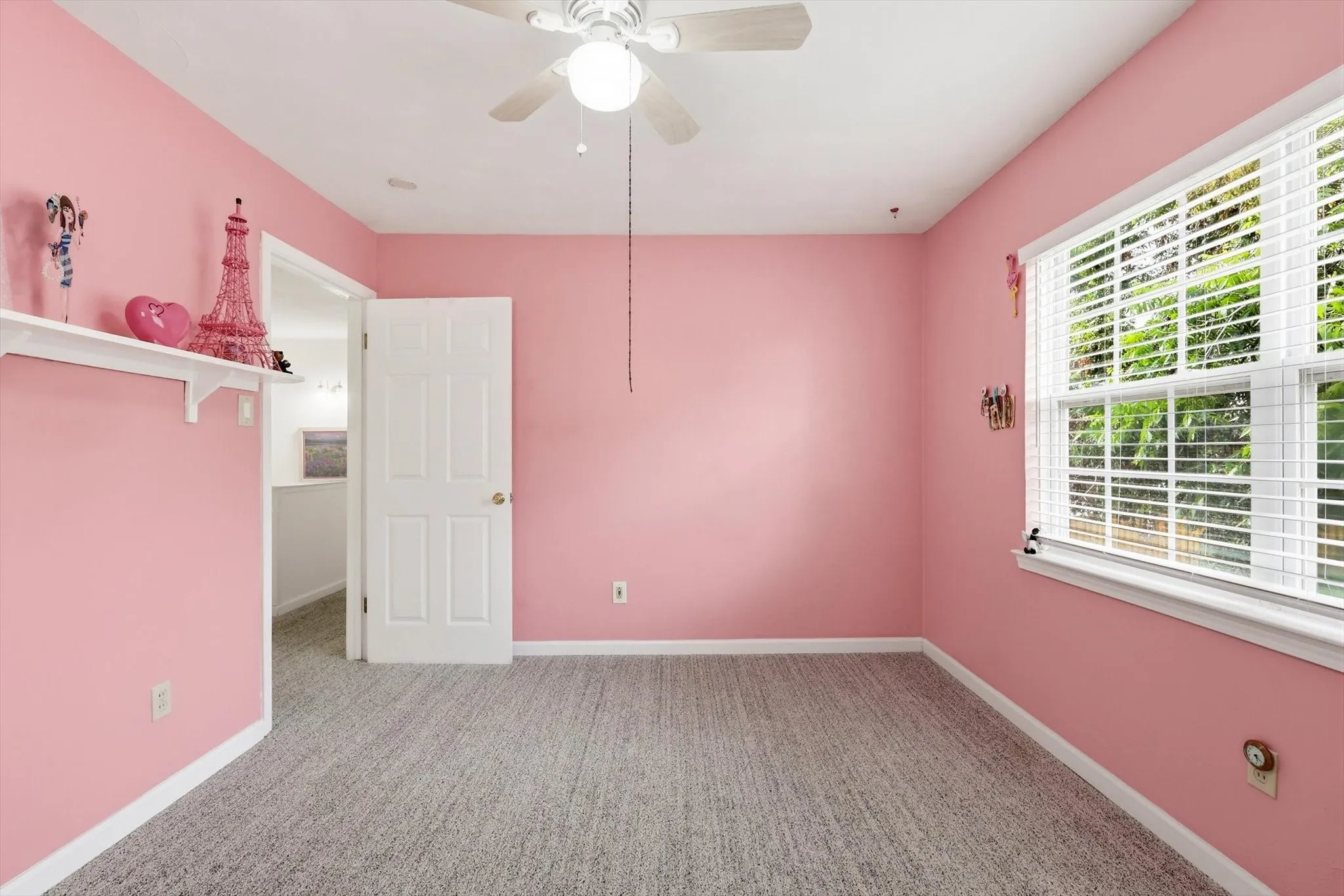 Single Family Residence For Sale in Dallas County , 4213 Bucknell Drive, Garland, Texas 75042, 4 Bedroom, 2 Bathroom, 2 Garage spaces, 2,056 Sqft, built in 1962, mls#21314505, Real Estate Agent in Garland, Homes For Sale in Dallas county, Homes For Sale in Garland, Realtor in Garland Texas, Real Estate Brokerage Independent Realty Texas, Luminita Cordes Realtor