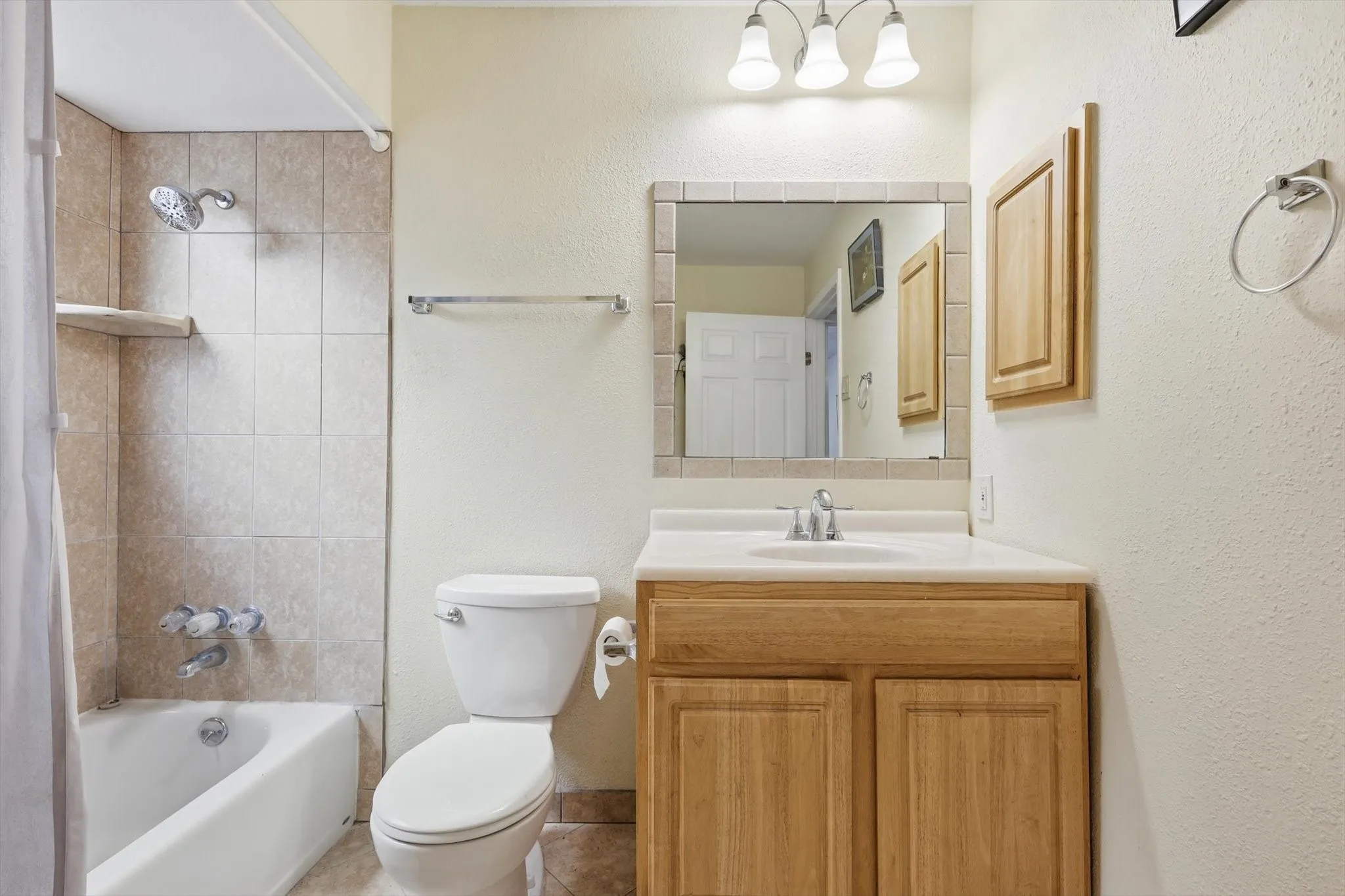 Single Family Residence For Sale in Dallas County , 4213 Bucknell Drive, Garland, Texas 75042, 4 Bedroom, 2 Bathroom, 2 Garage spaces, 2,056 Sqft, built in 1962, mls#21314505, Real Estate Agent in Garland, Homes For Sale in Dallas county, Homes For Sale in Garland, Realtor in Garland Texas, Real Estate Brokerage Independent Realty Texas, Luminita Cordes Realtor