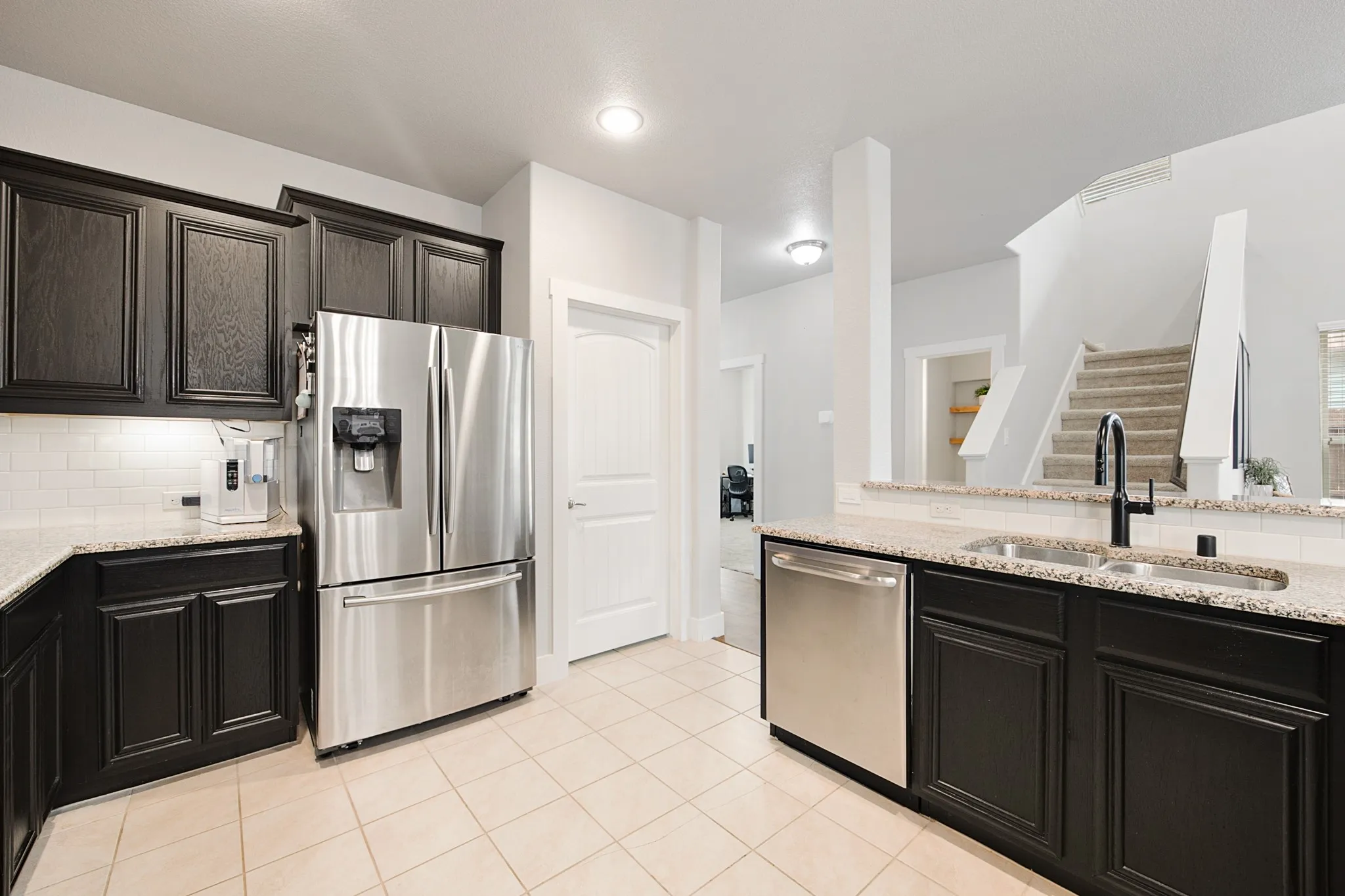 Single Family Residence For Sale in Hunt County , 1228 Land Oak Road, Royse City, Texas 75189, 4 Bedroom, 3 Bathroom, 2 Garage spaces, 2,077 Sqft, built in 2016, mls#21314502, Real Estate Agent in Royse City, Homes For Sale in Hunt county, Homes For Sale in Royse City, Realtor in Royse City Texas, Real Estate Brokerage Independent Realty Texas, Luminita Cordes Realtor